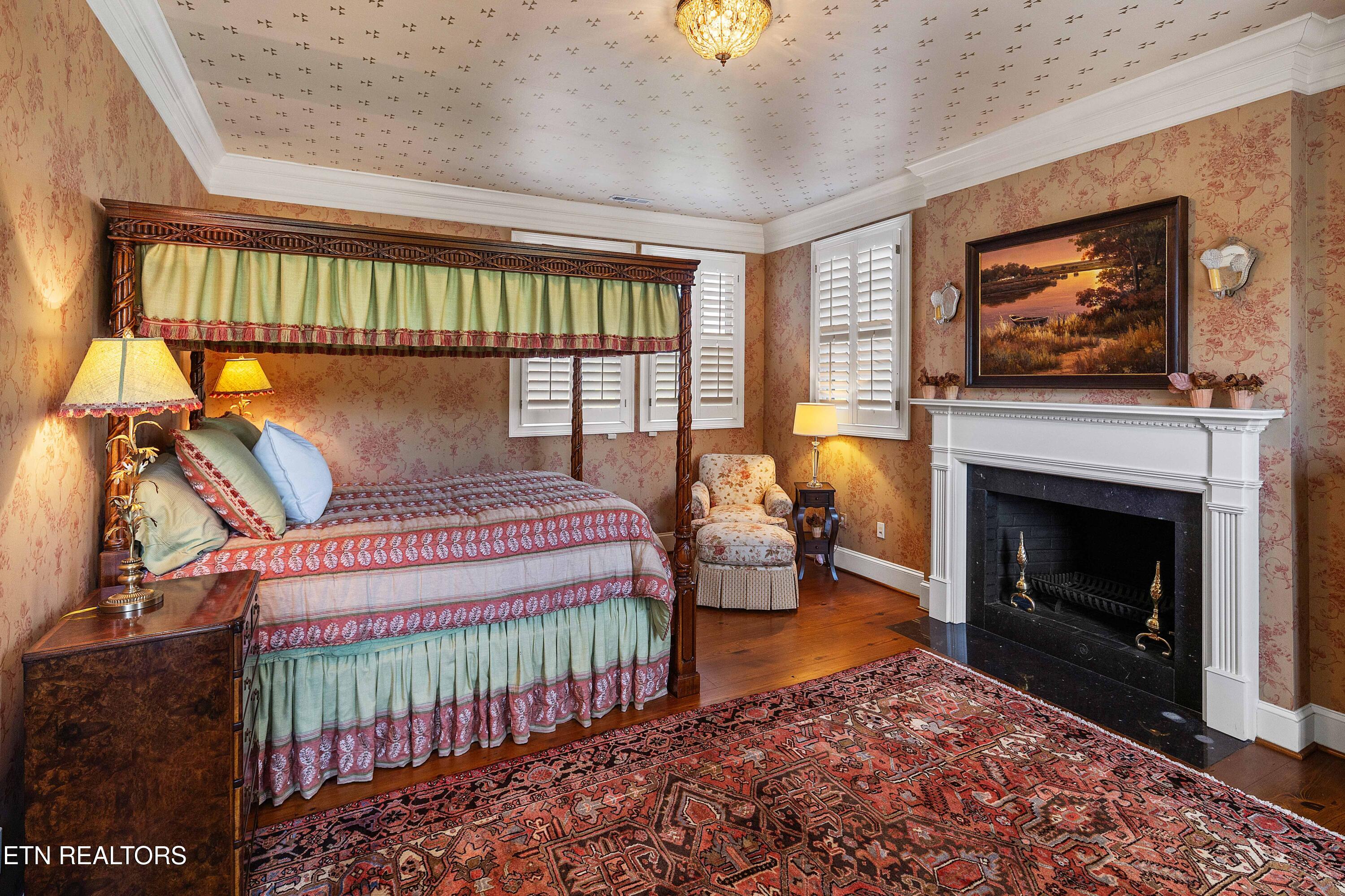 2009 Rudder Lane Knoxville TN 37919