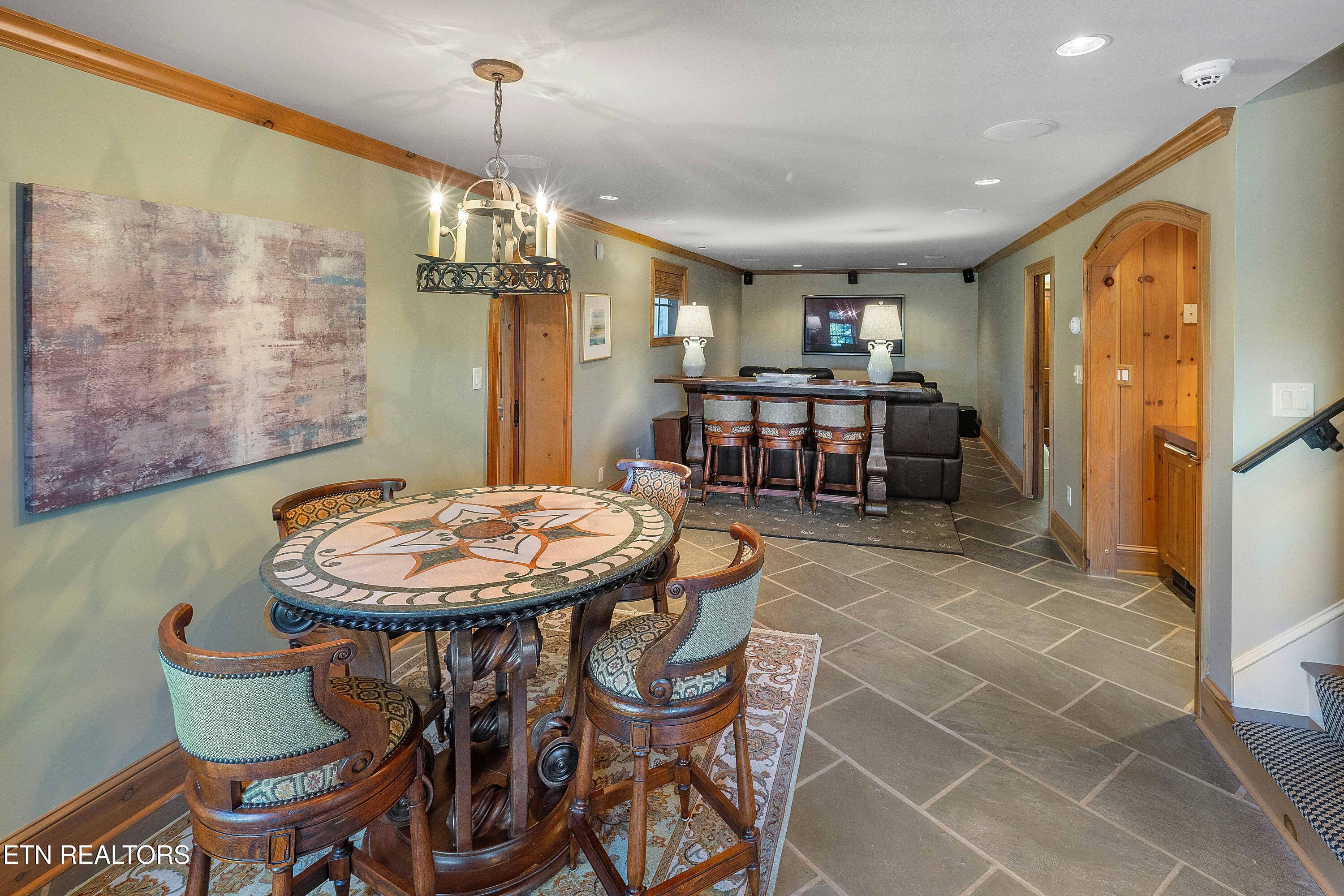 2009 Rudder Lane Knoxville TN 37919