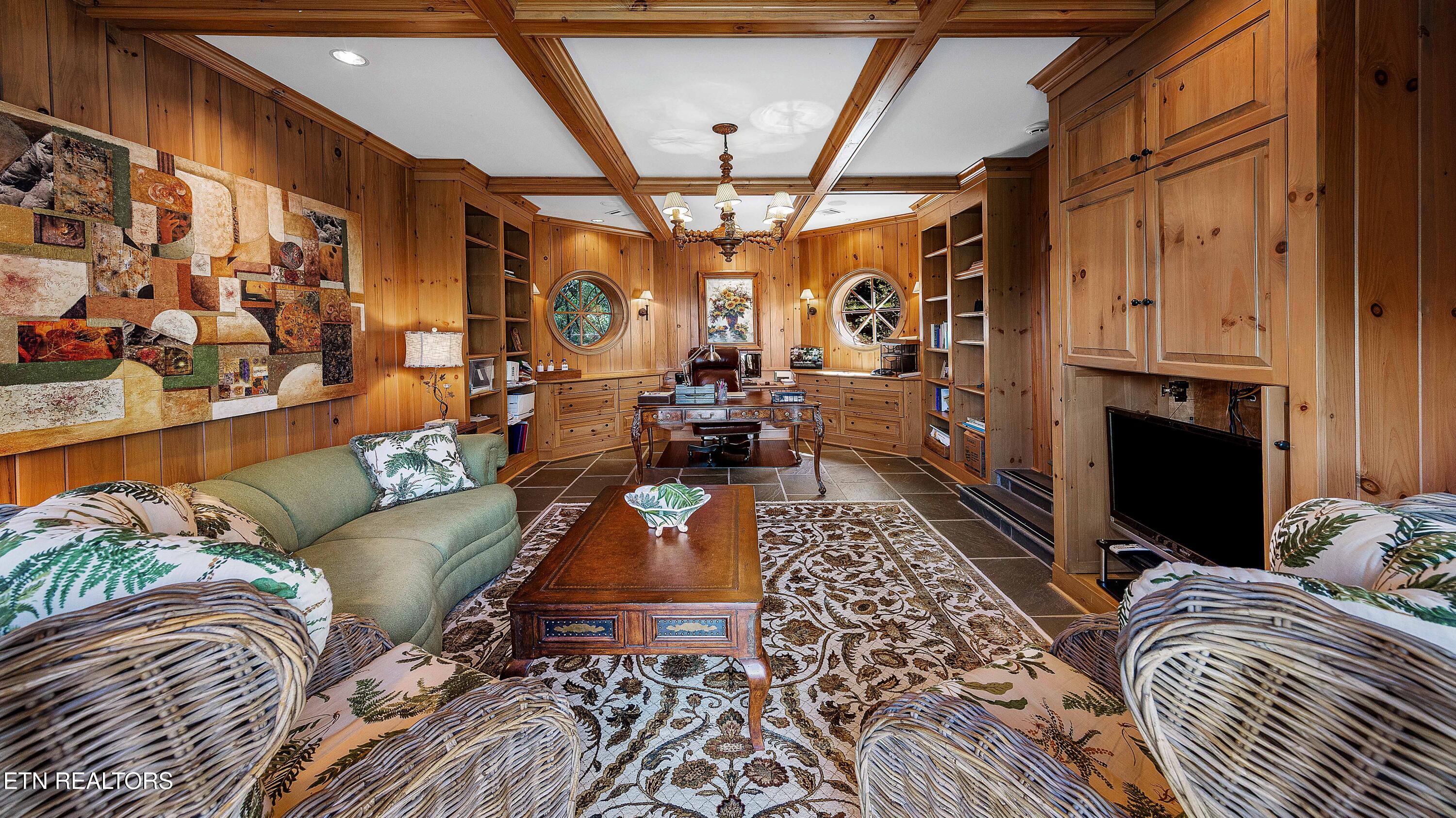 2009 Rudder Lane Knoxville TN 37919