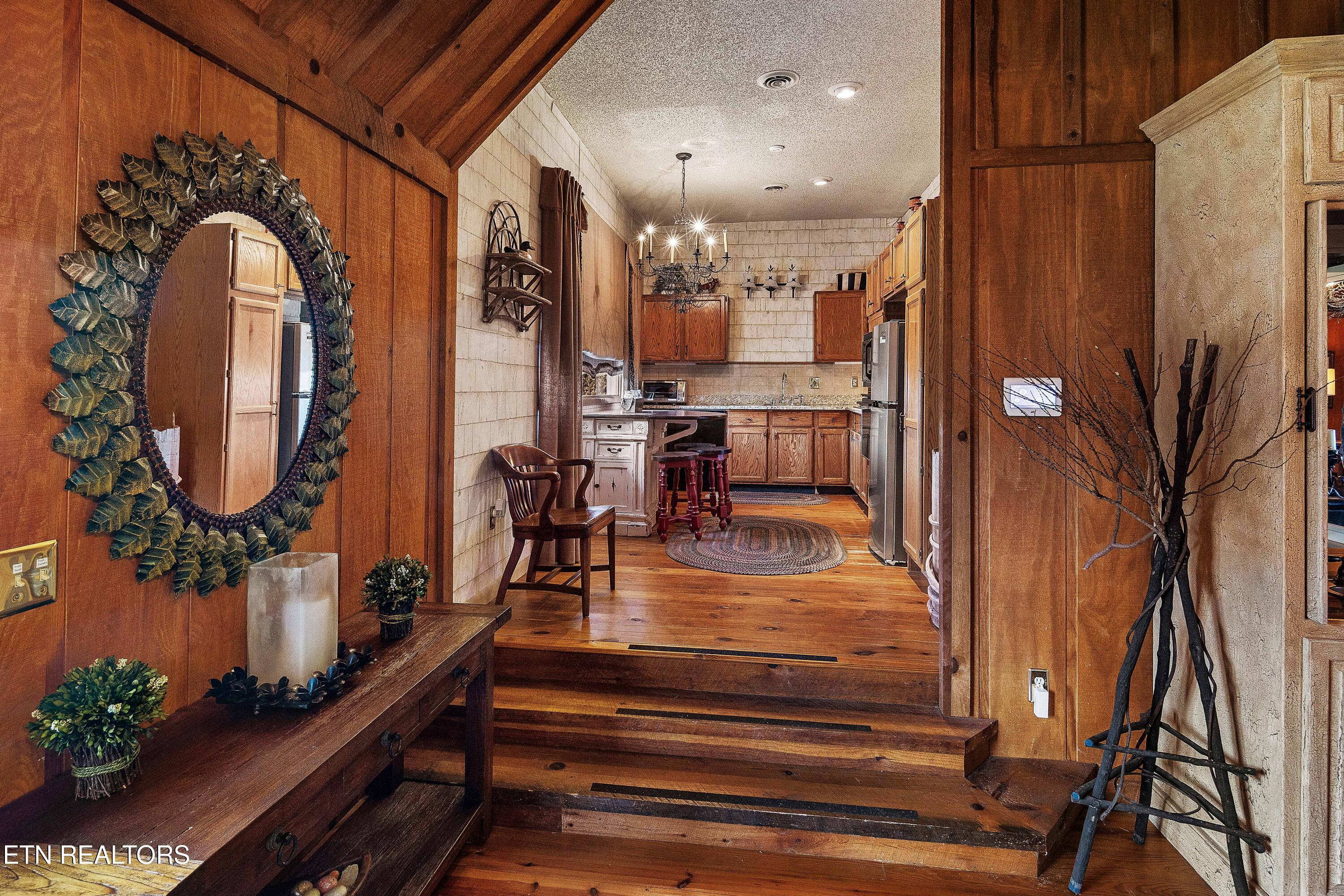 2009 Rudder Lane Knoxville TN 37919