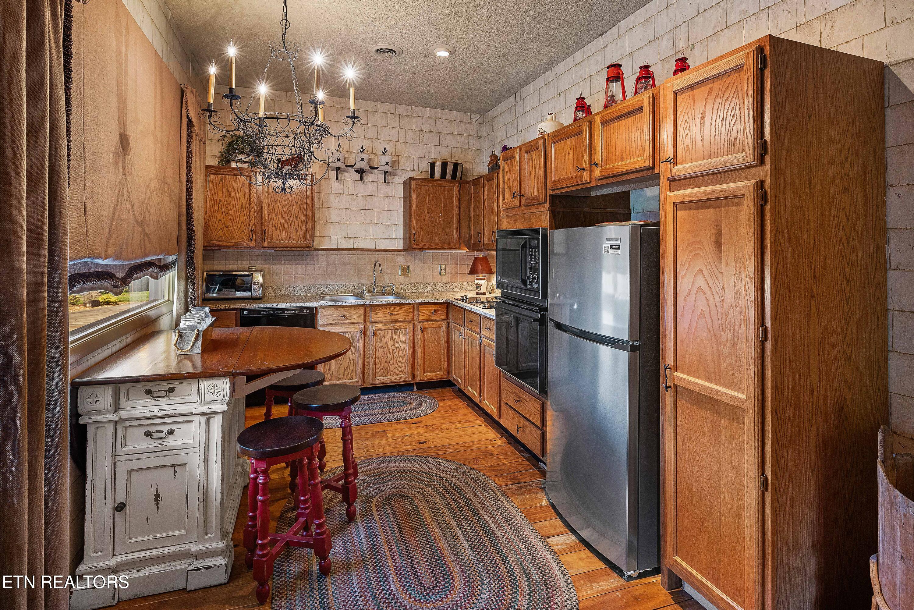 2009 Rudder Lane Knoxville TN 37919