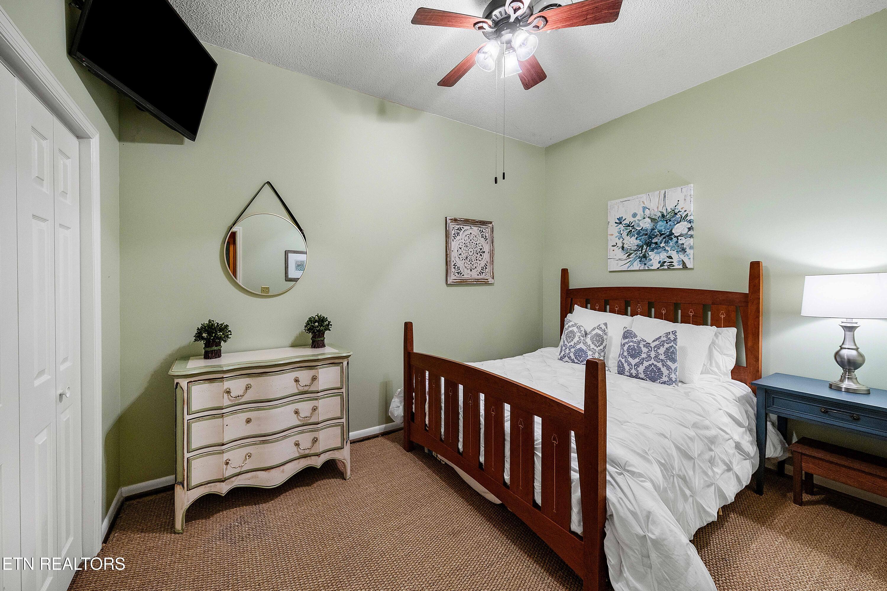 2009 Rudder Lane Knoxville TN 37919