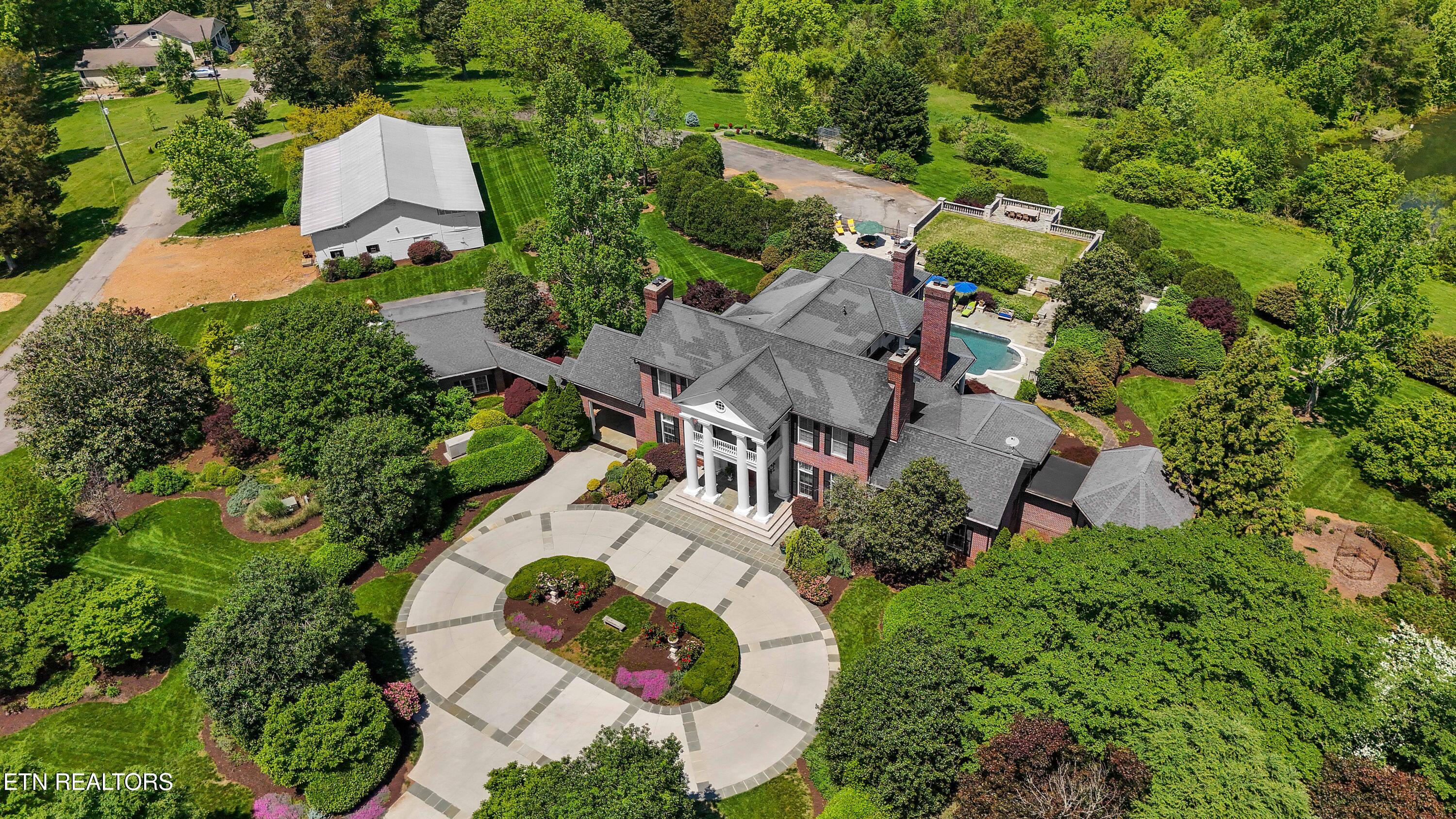 2009 Rudder Lane Knoxville TN 37919