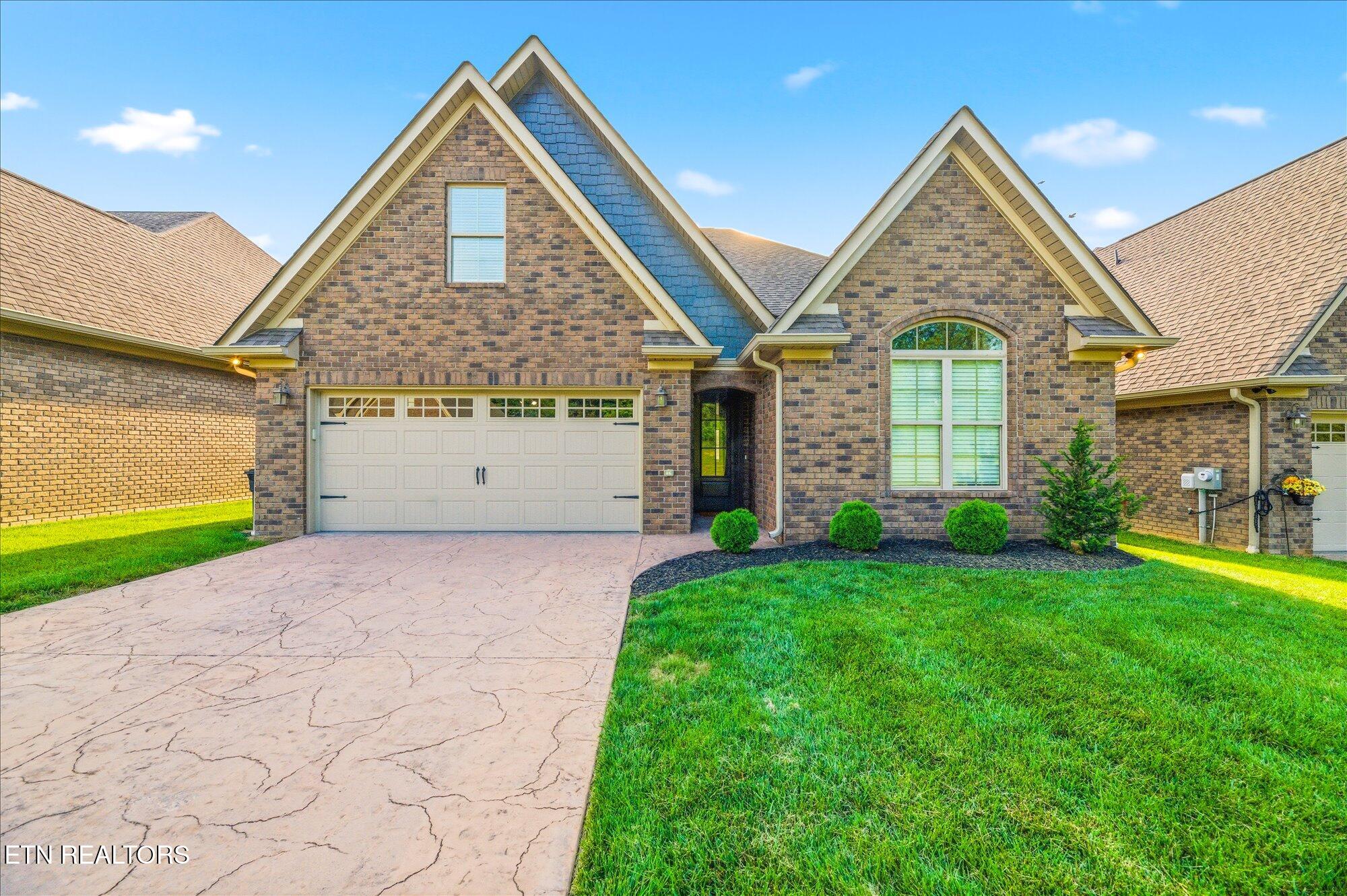 211 Village Cove Circle Englewood TN 37329