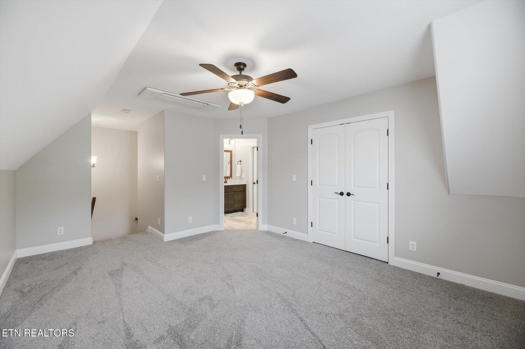 211 Village Cove Circle Englewood TN 37329