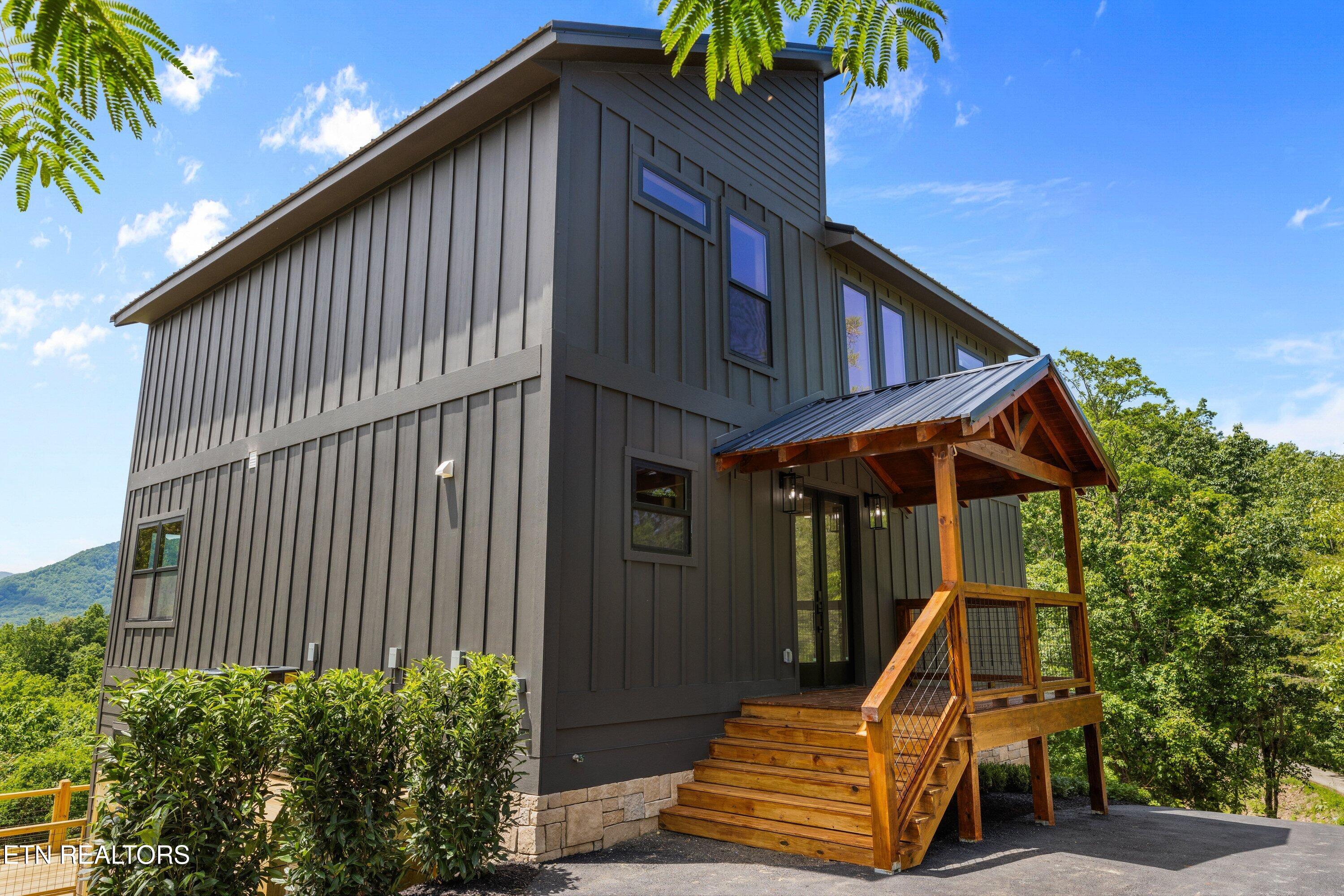 2959 Mockingbird Way Sevierville TN 37862