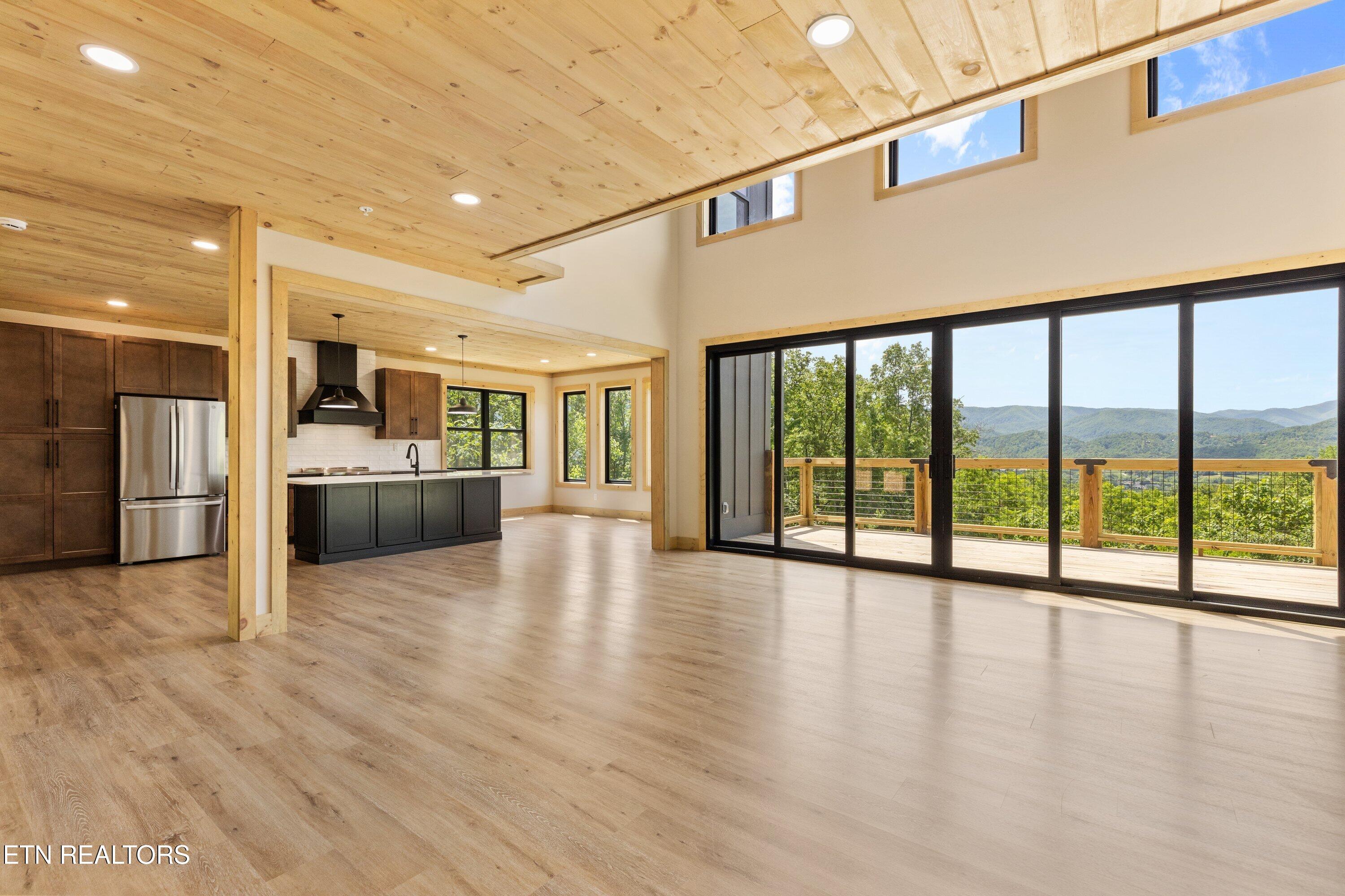 2959 Mockingbird Way Sevierville TN 37862