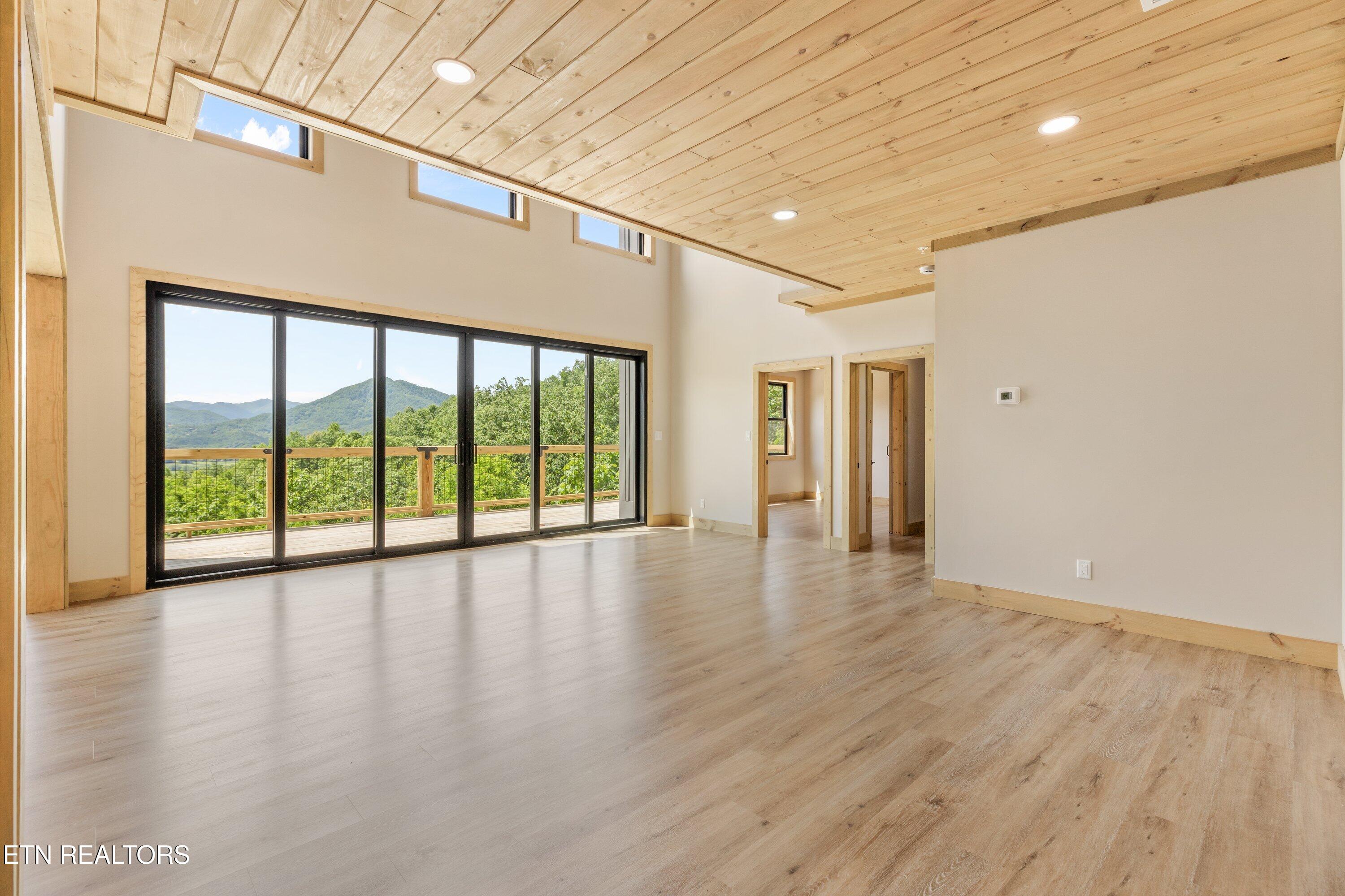 2959 Mockingbird Way Sevierville TN 37862