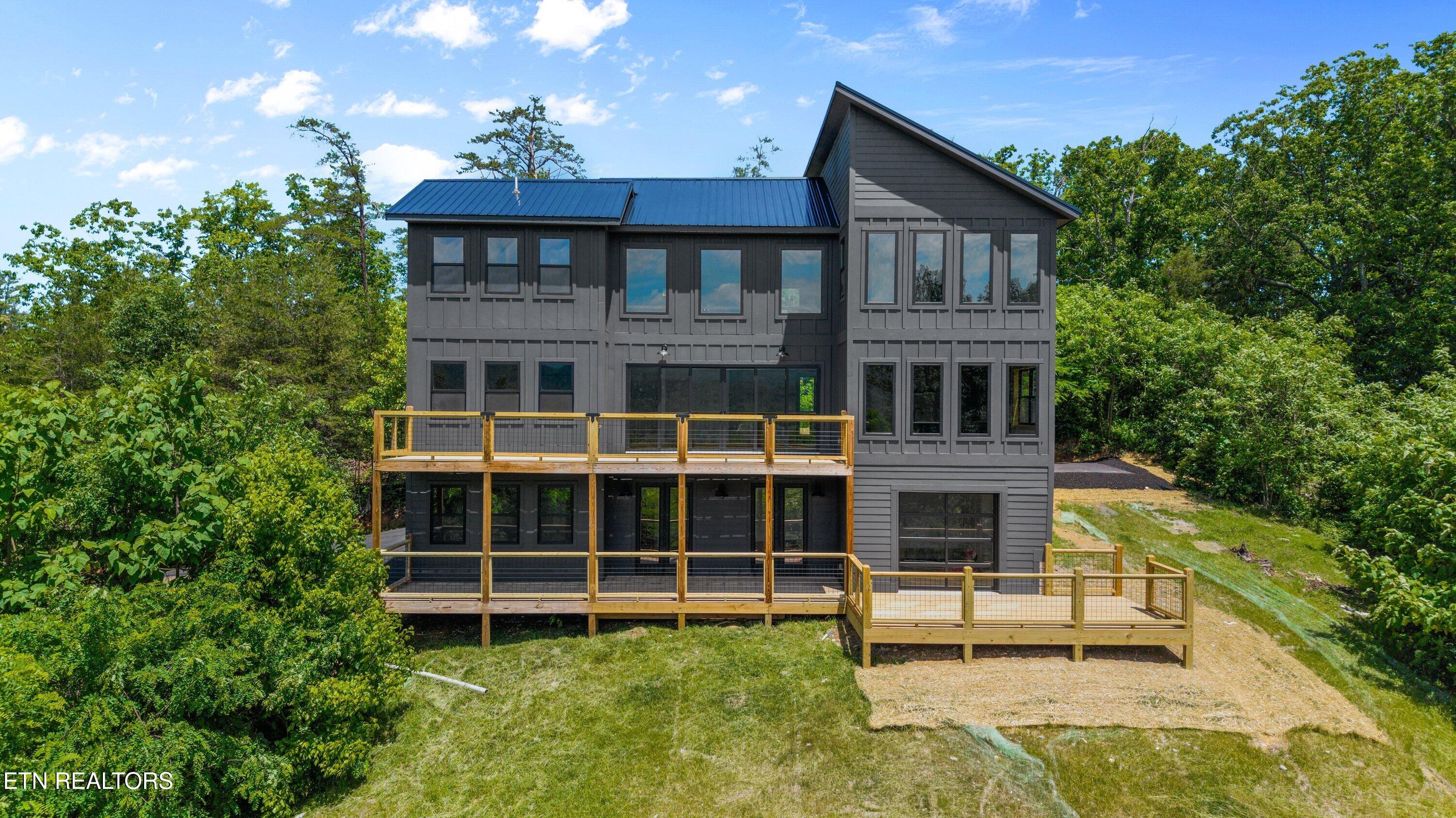 2959 Mockingbird Way Sevierville TN 37862