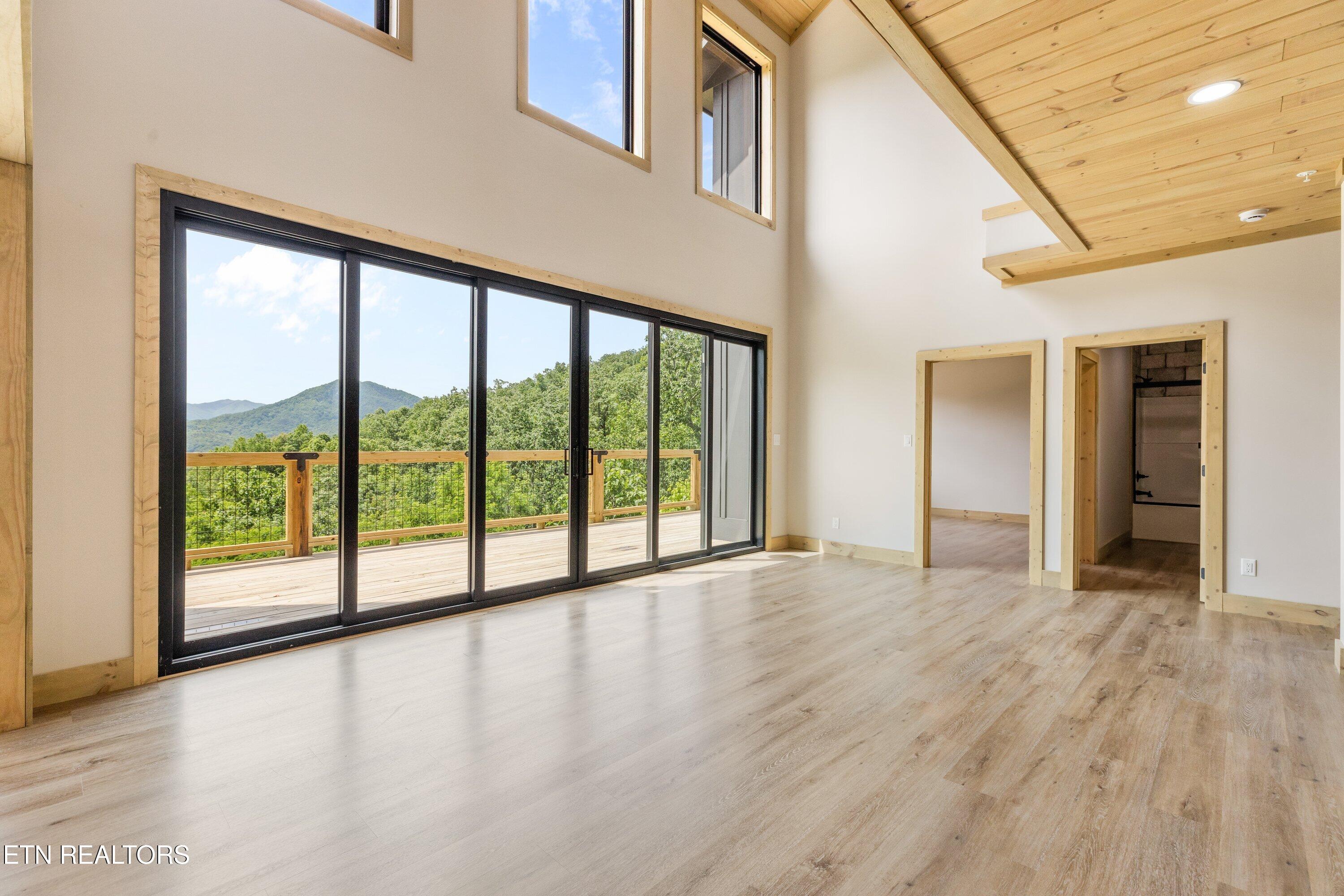 2959 Mockingbird Way Sevierville TN 37862