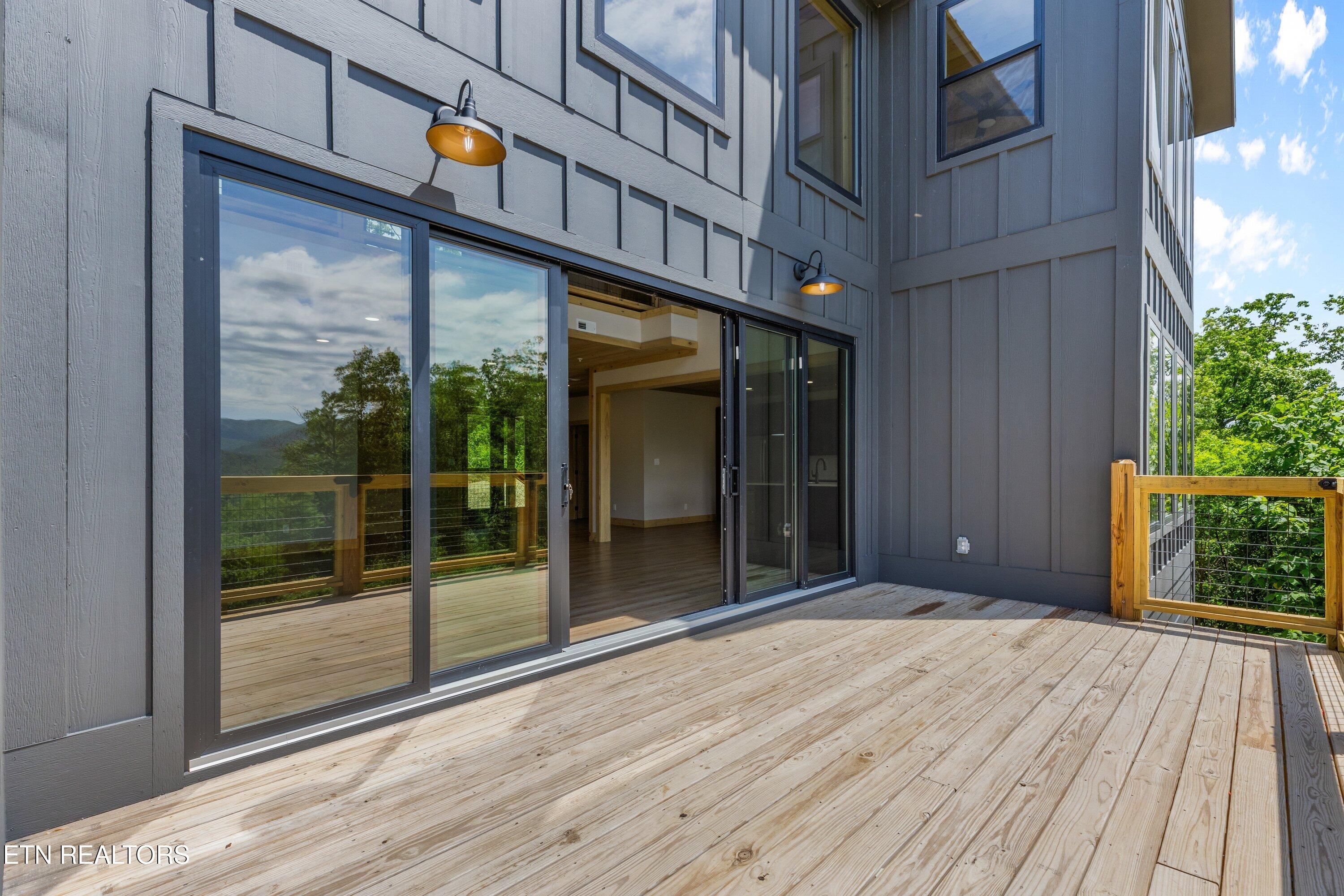 2959 Mockingbird Way Sevierville TN 37862