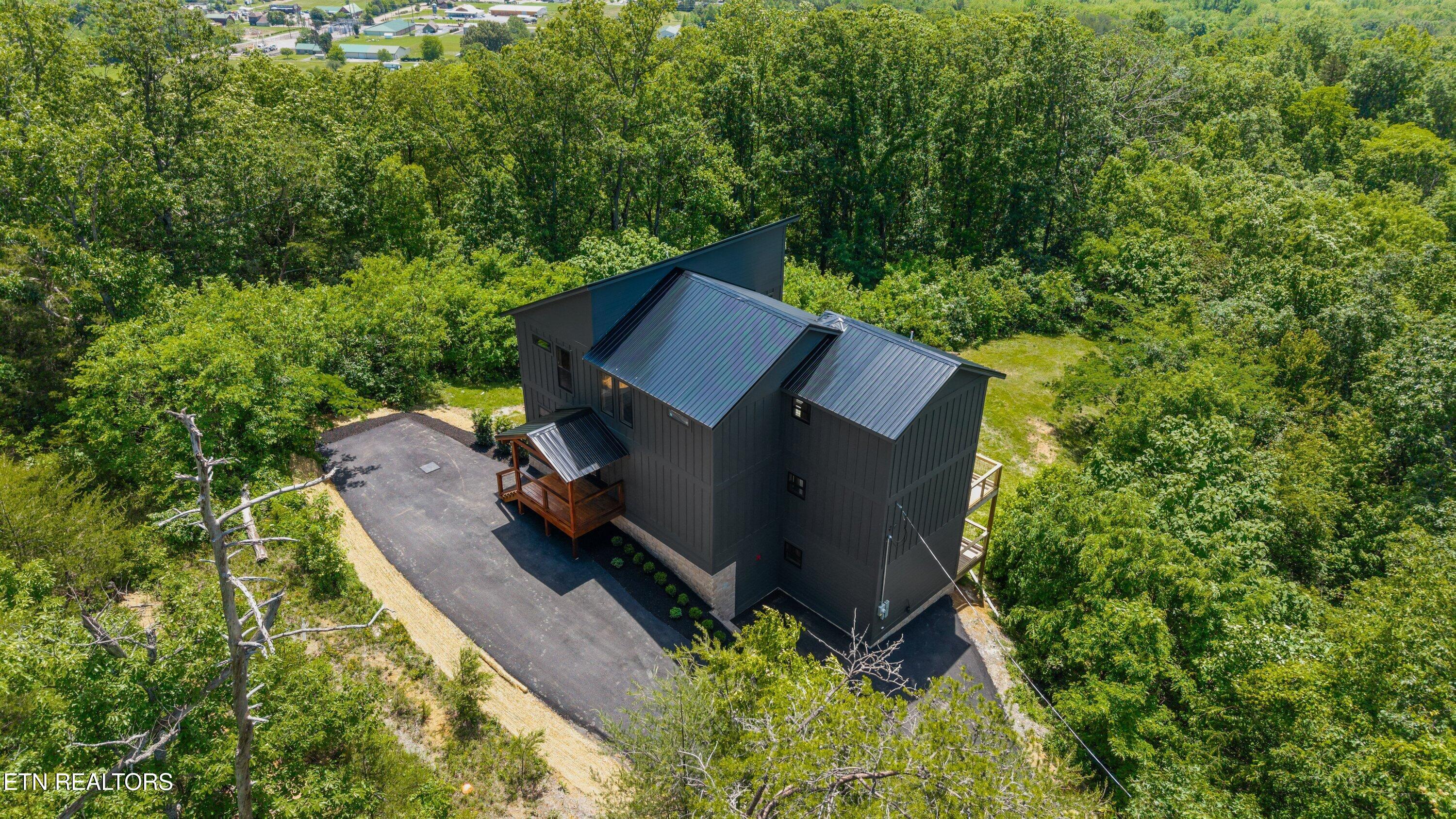 2959 Mockingbird Way Sevierville TN 37862