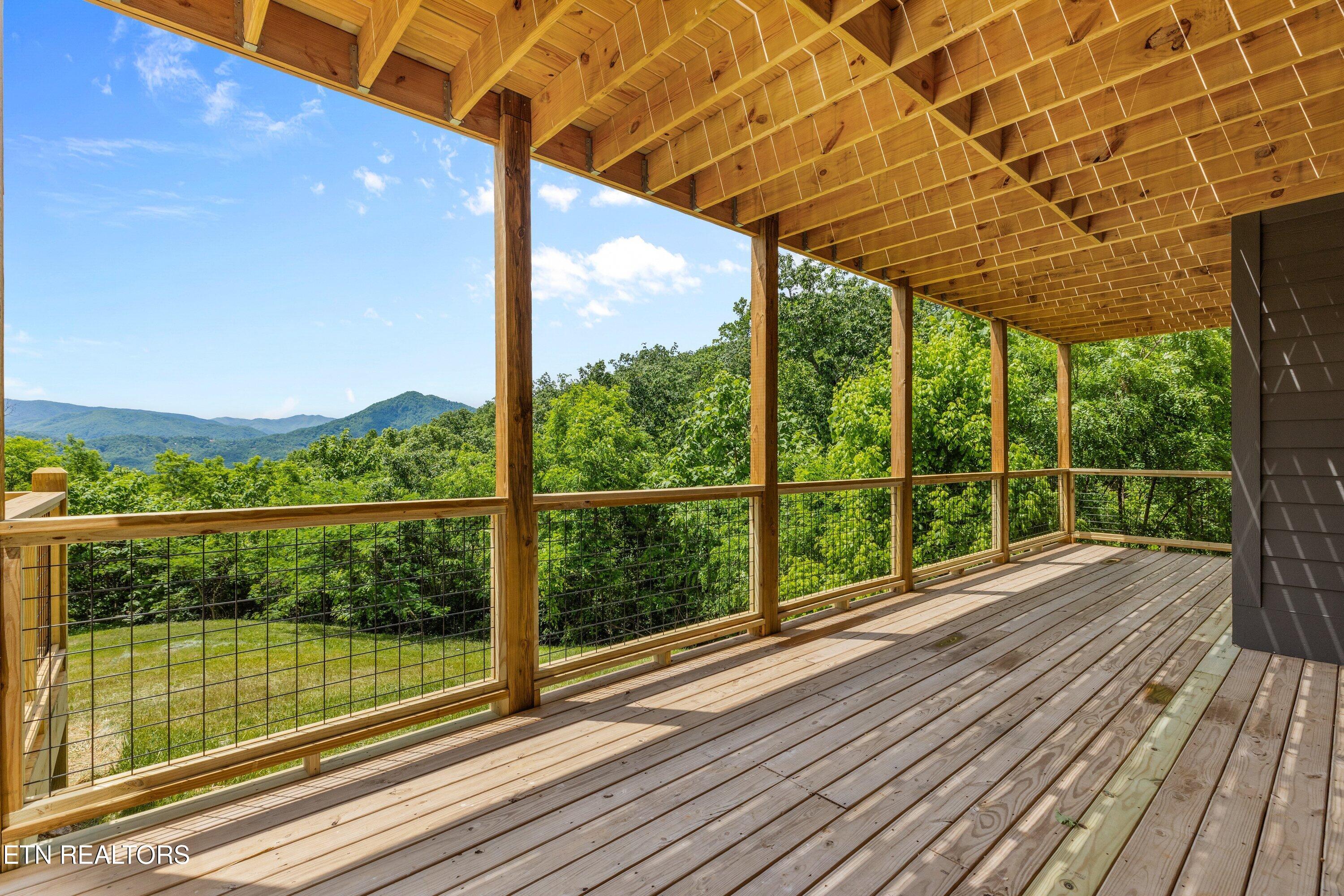 2959 Mockingbird Way Sevierville TN 37862