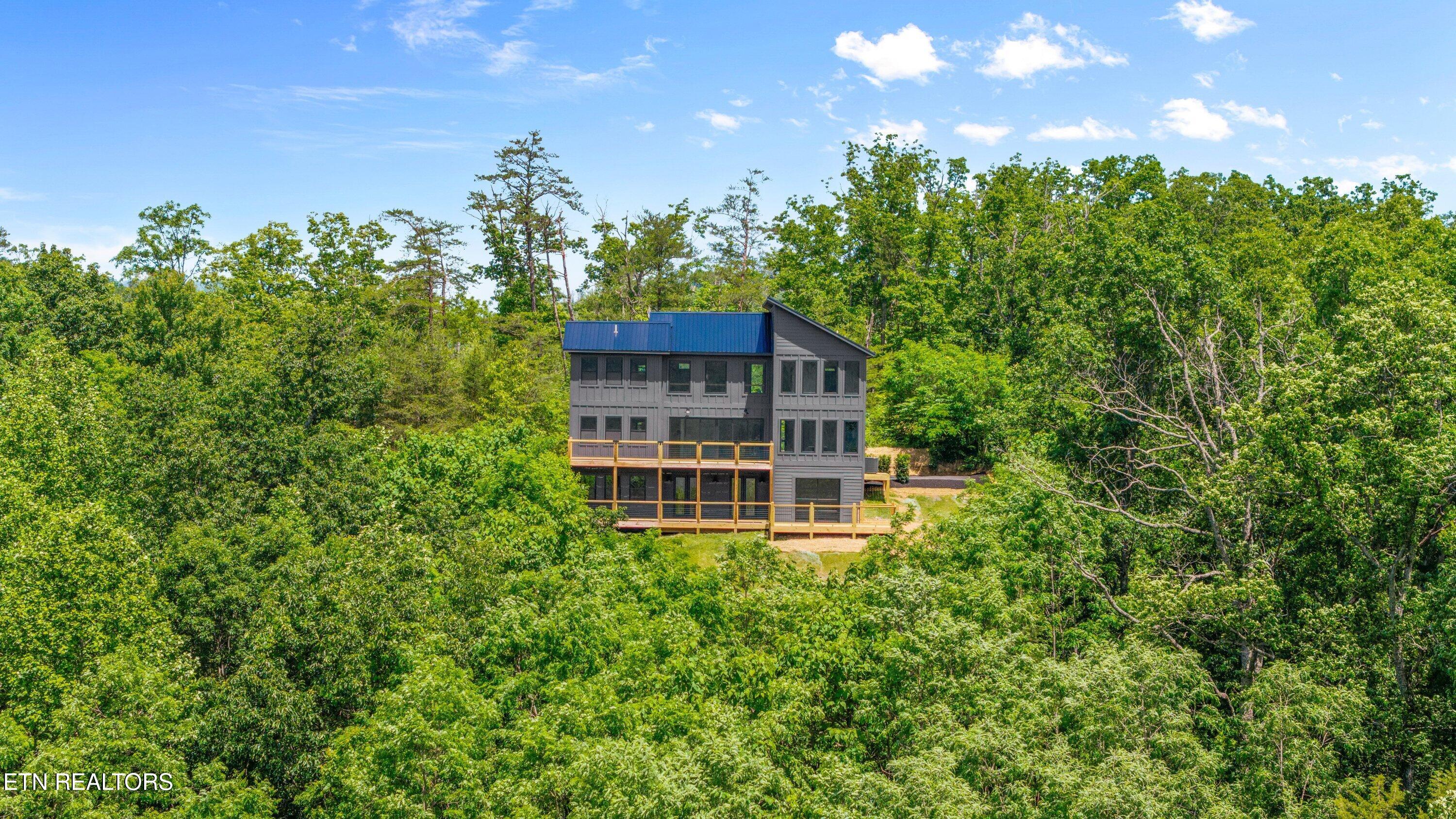 2959 Mockingbird Way Sevierville TN 37862