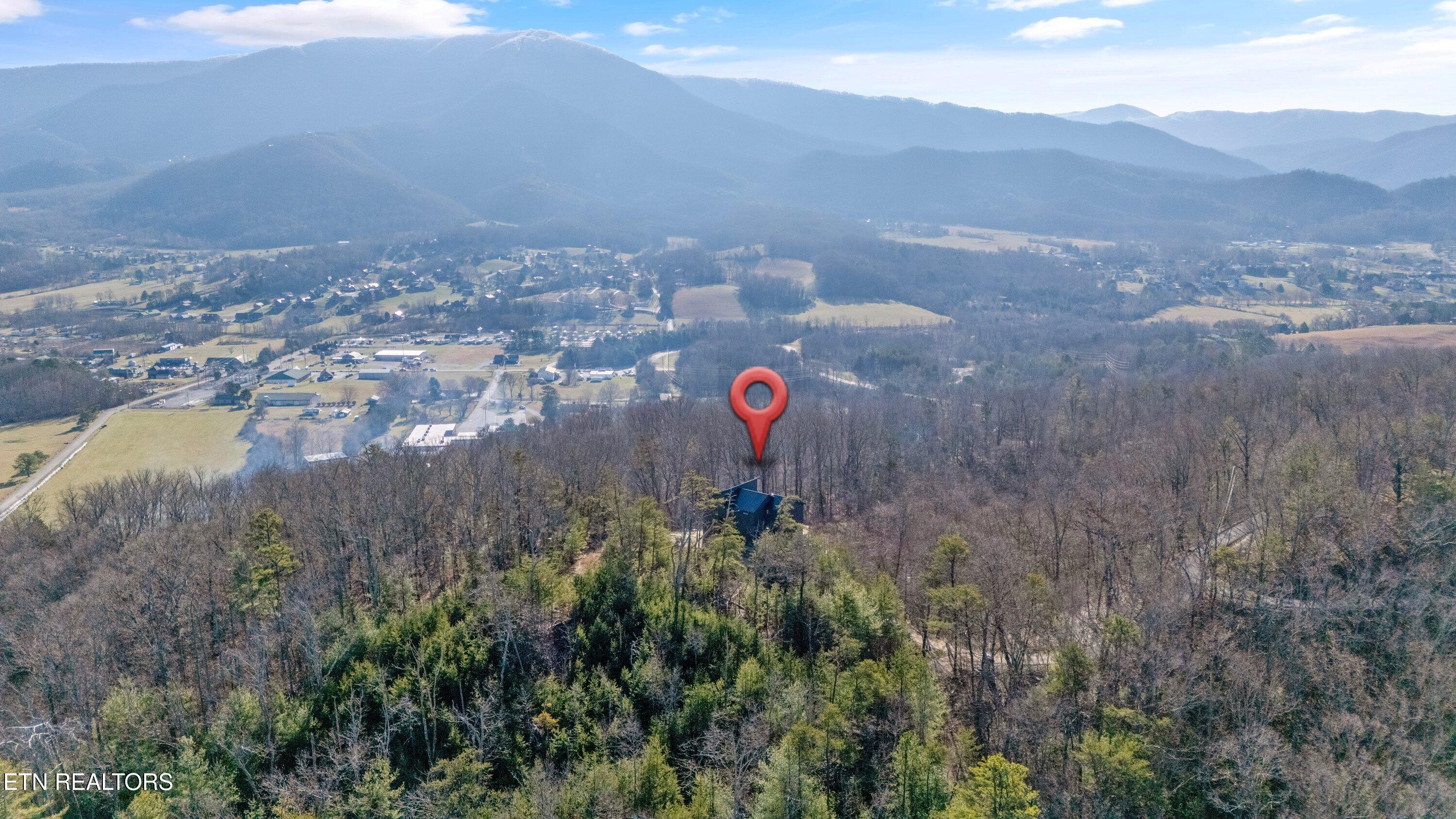 2959 Mockingbird Way Sevierville TN 37862
