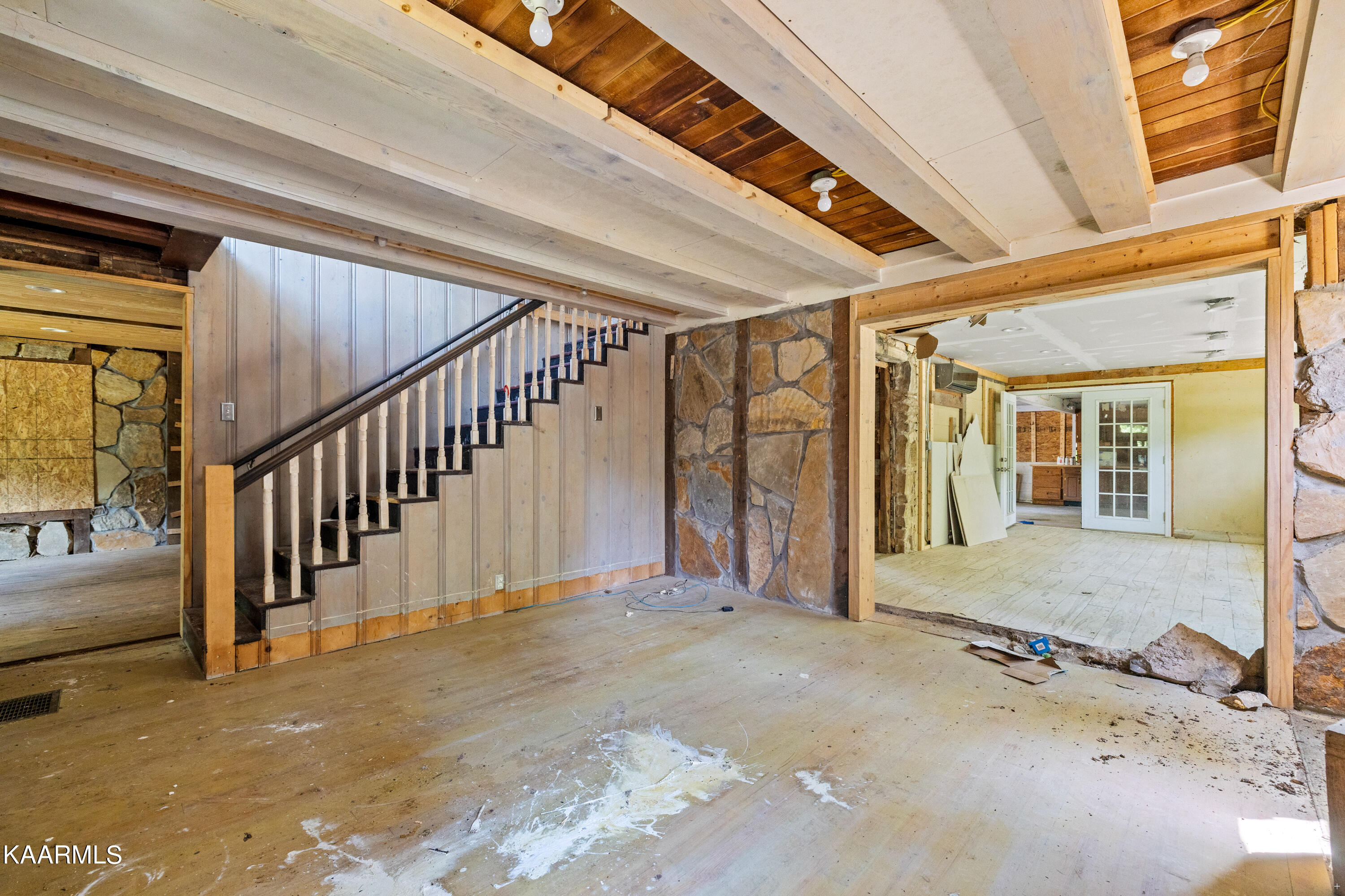 901 E Brushy Valley Drive Powell TN 37849