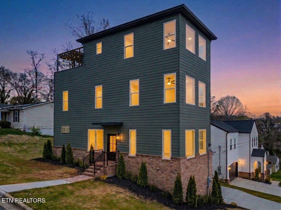 2312 Sam Houston Street Knoxville TN 37920