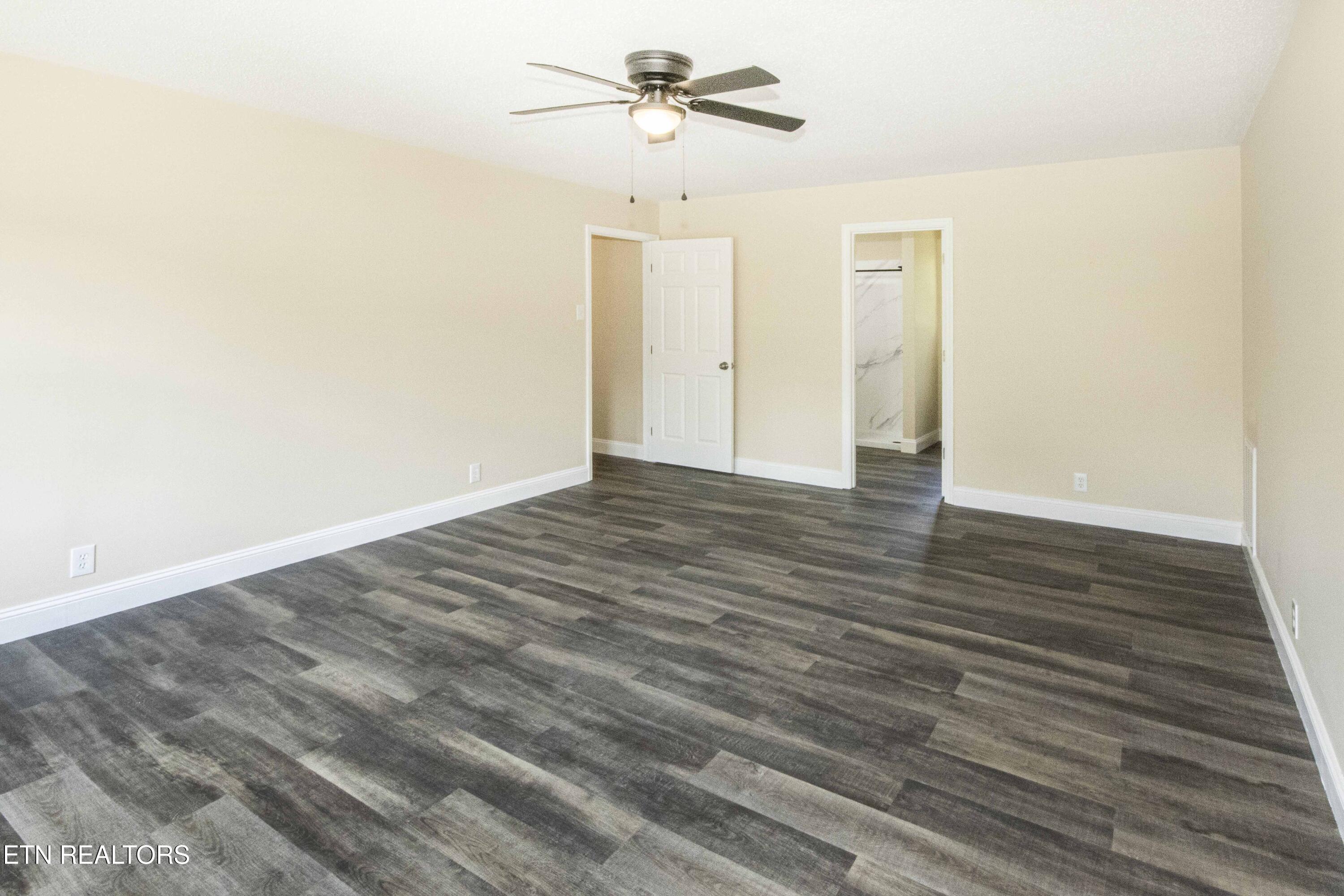 10913 Twin Harbour Drive Knoxville TN 37934