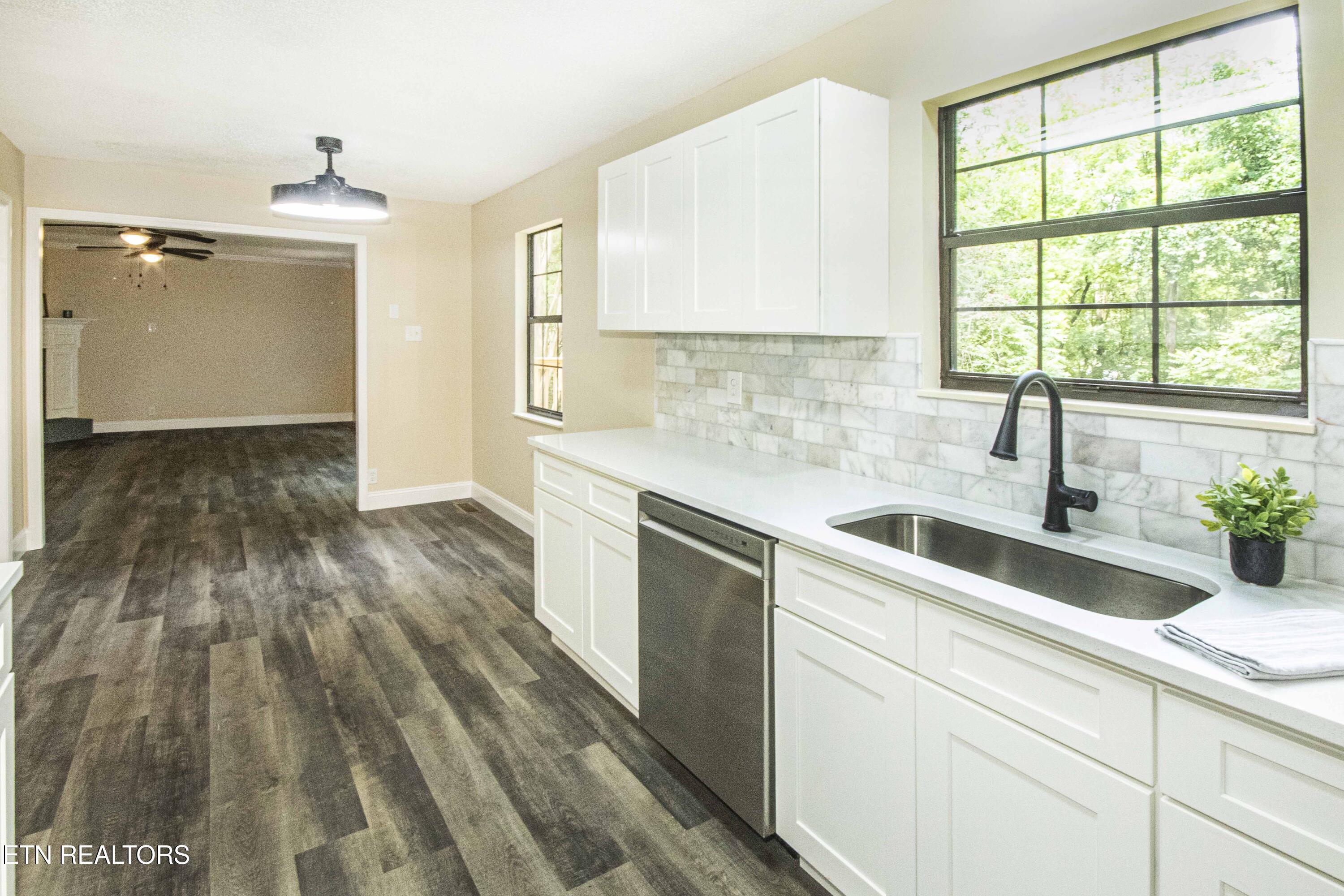 10913 Twin Harbour Drive Knoxville TN 37934