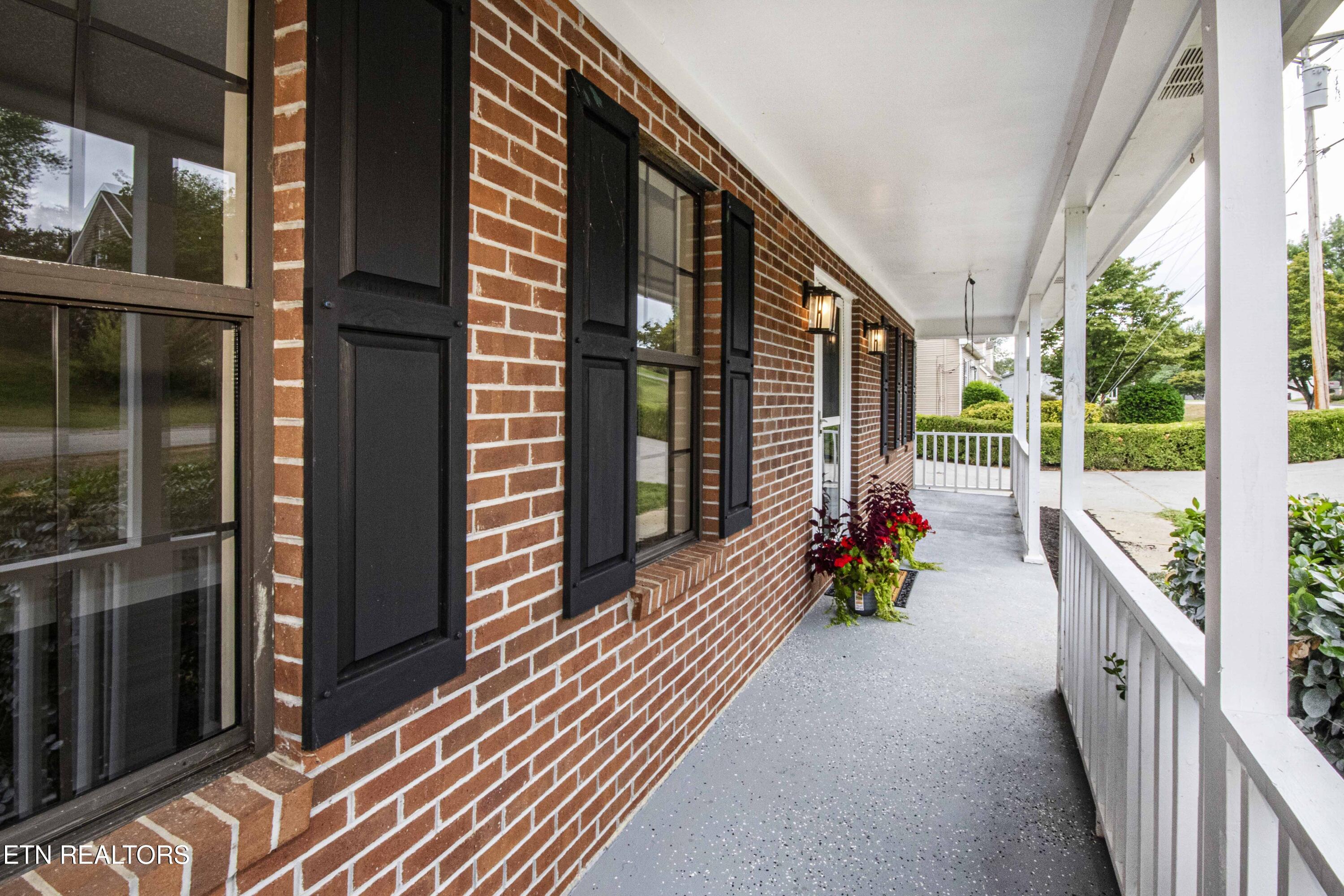 10913 Twin Harbour Drive Knoxville TN 37934