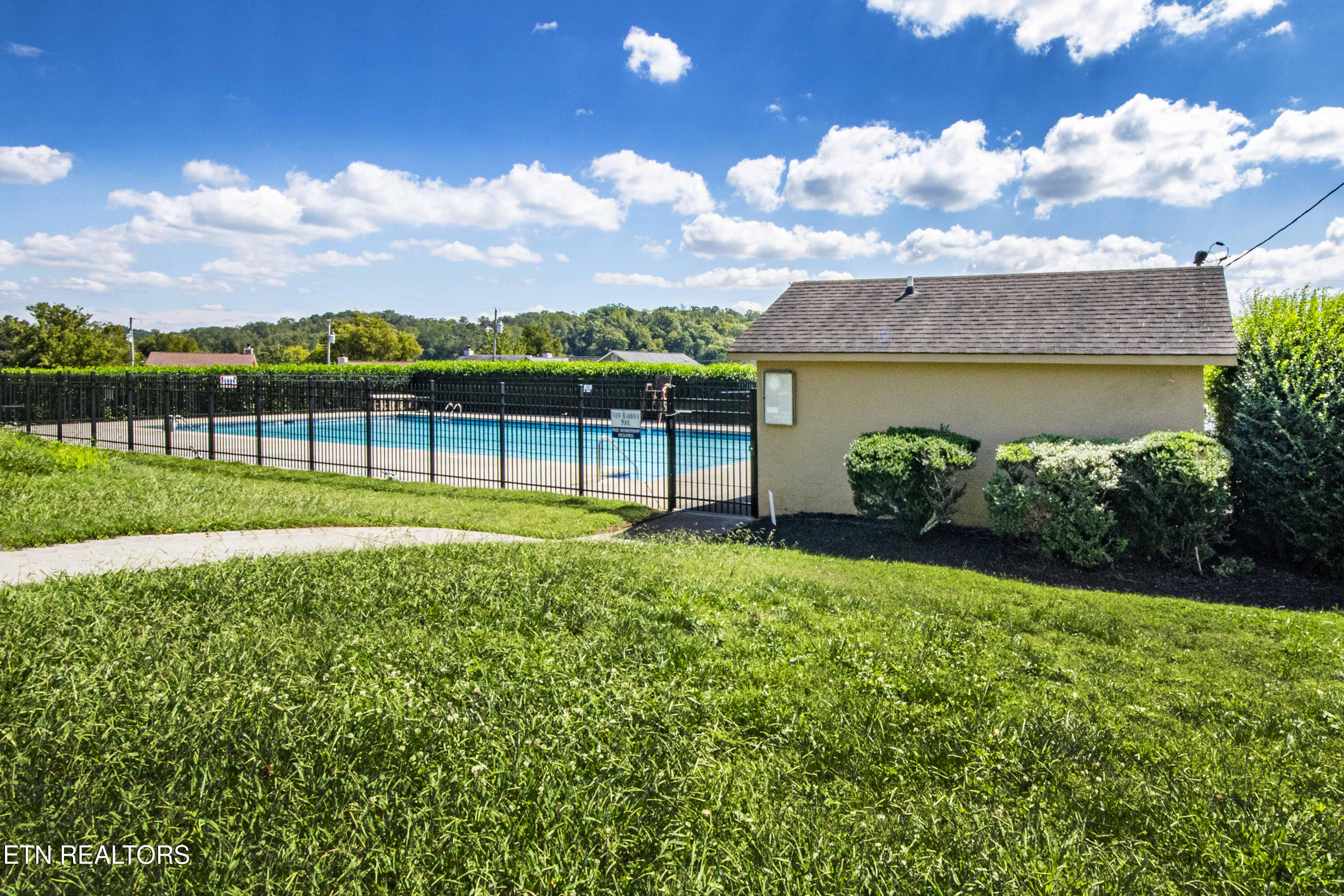 10913 Twin Harbour Drive Knoxville TN 37934