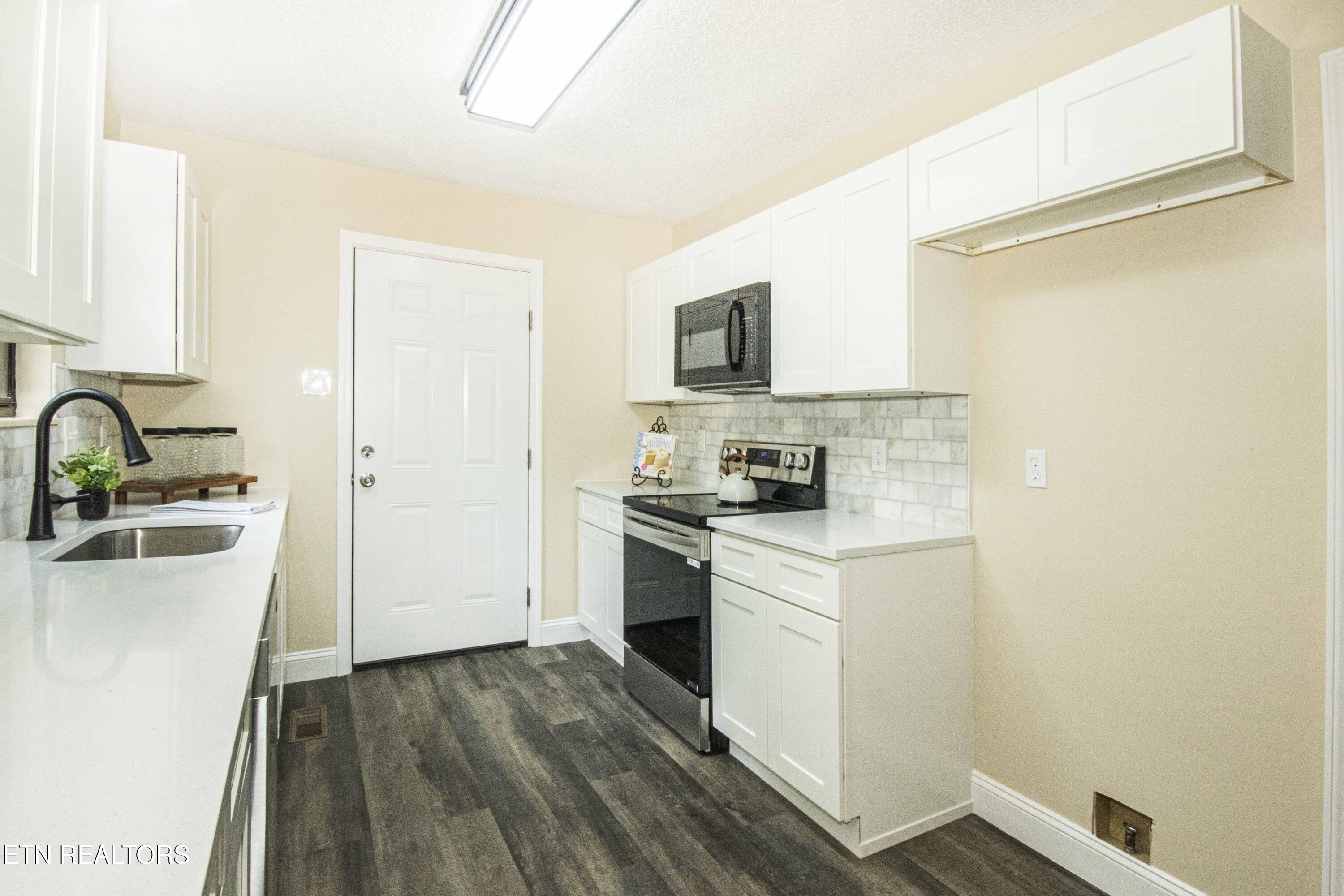 10913 Twin Harbour Drive Knoxville TN 37934