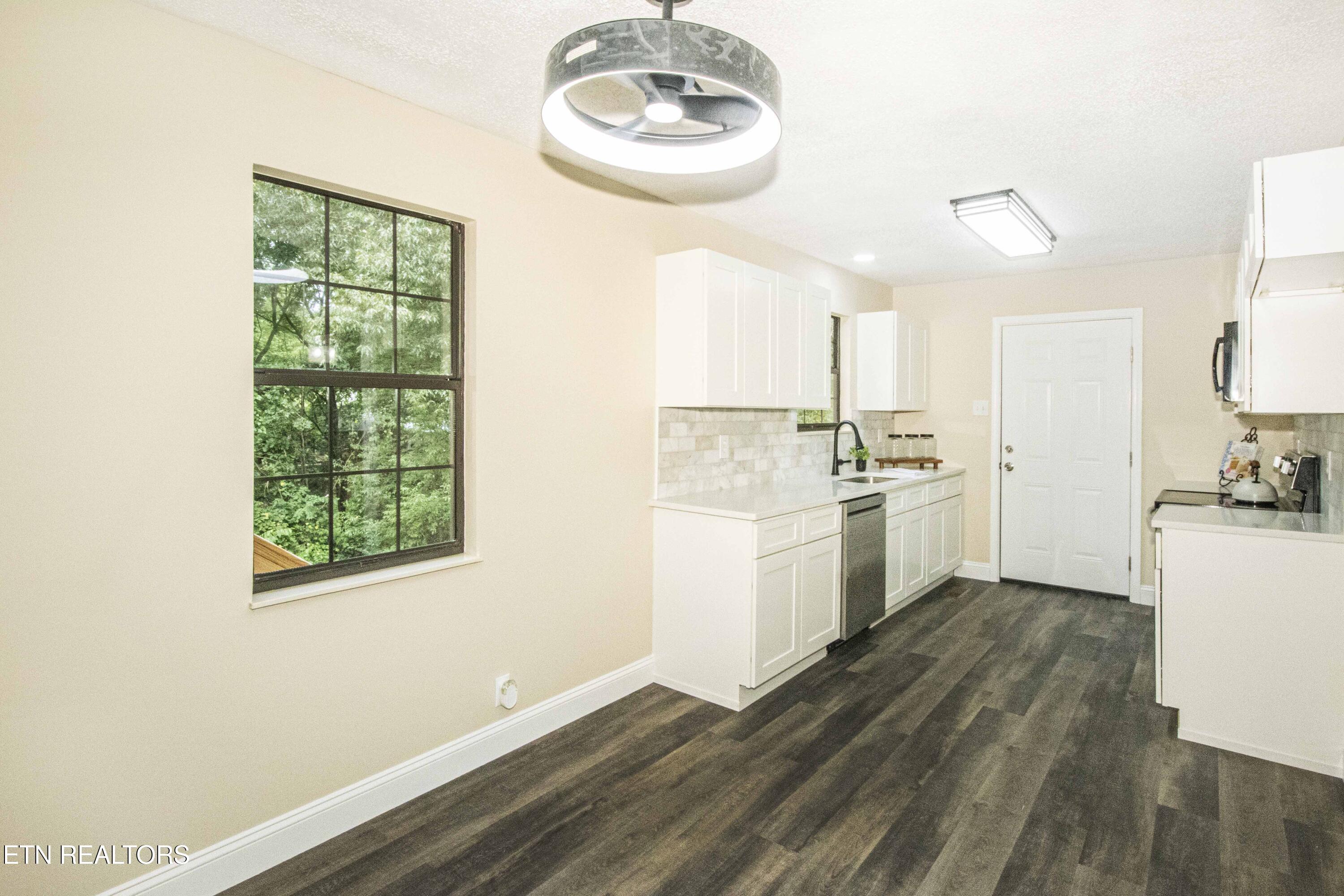 10913 Twin Harbour Drive Knoxville TN 37934