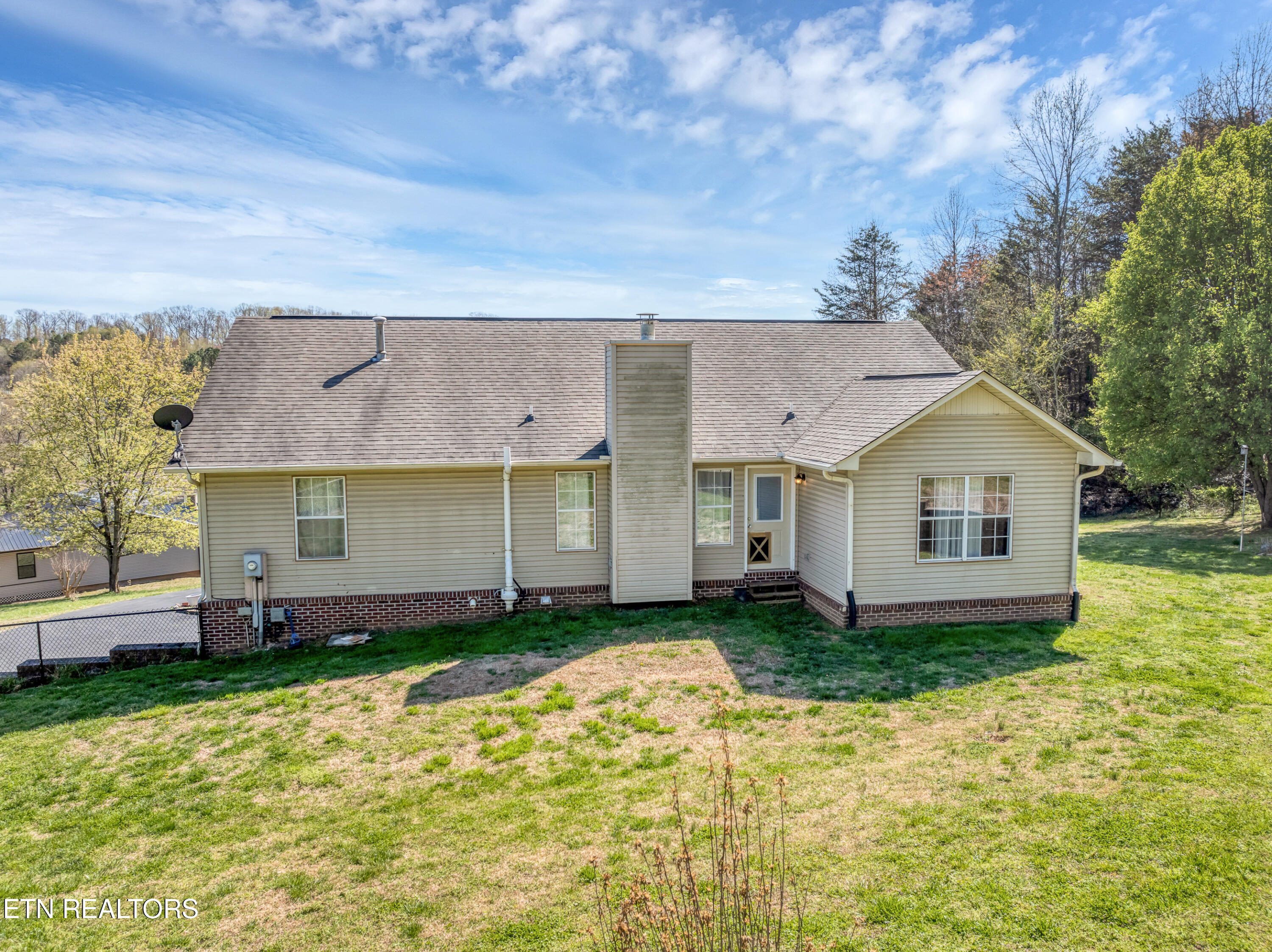1580 Pin Oak Drive Morristown TN 37814