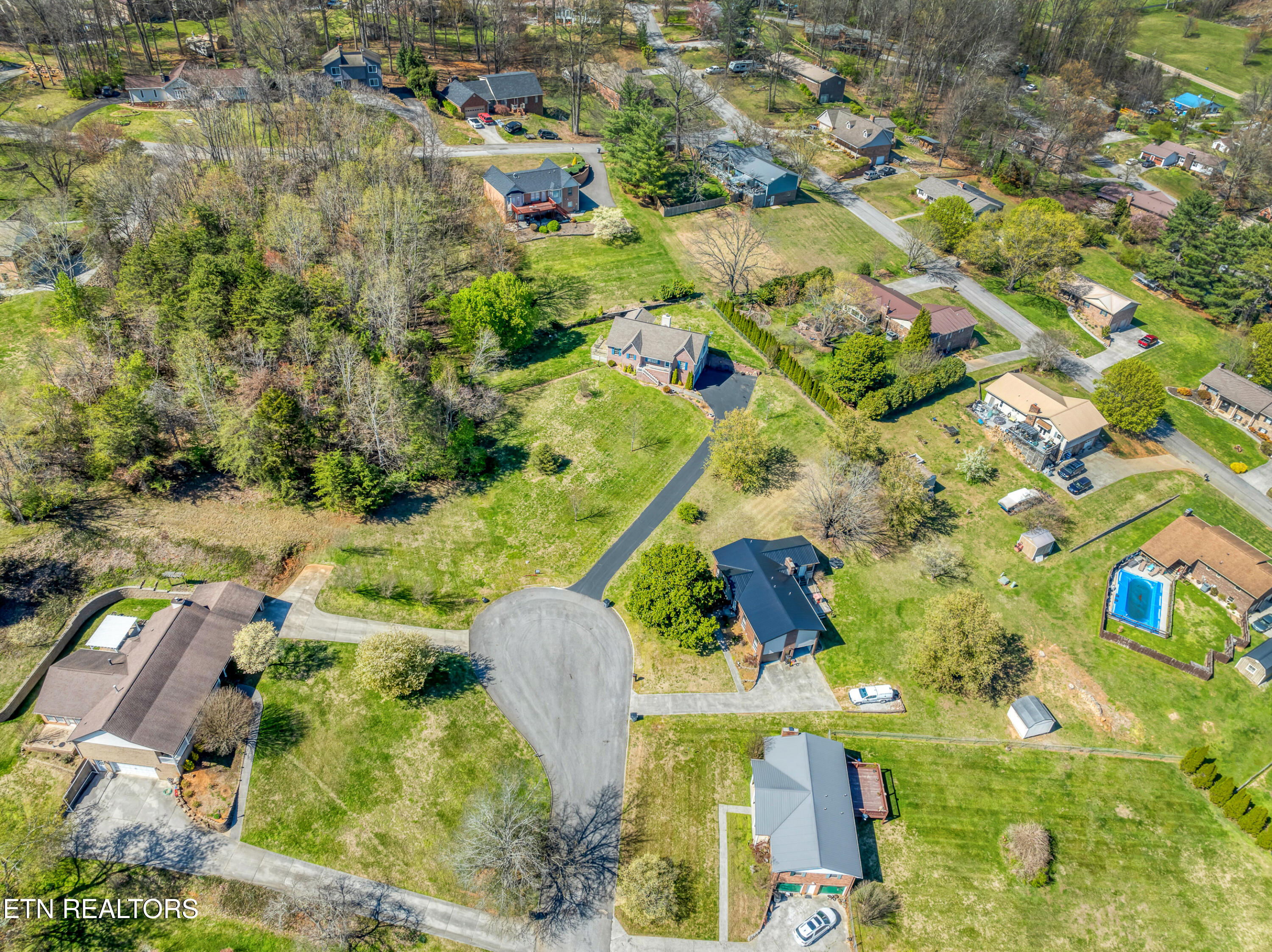 1580 Pin Oak Drive Morristown TN 37814