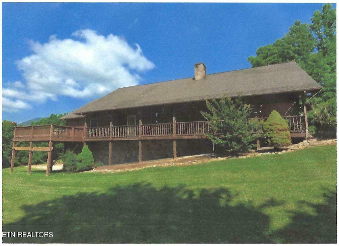 1425 Nicoha Boulevard Sevierville TN 37876
