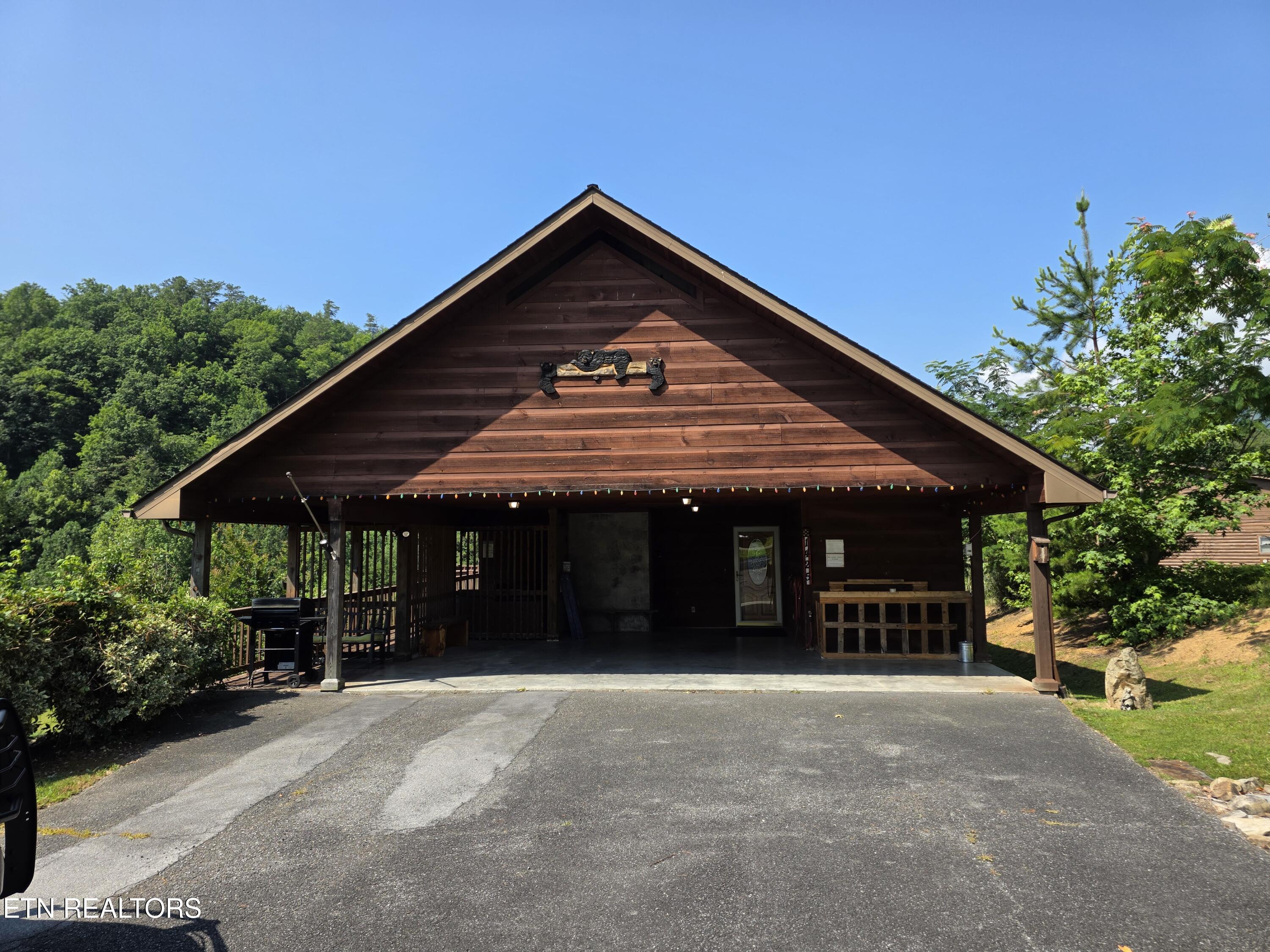 1425 Nicoha Boulevard Sevierville TN 37876