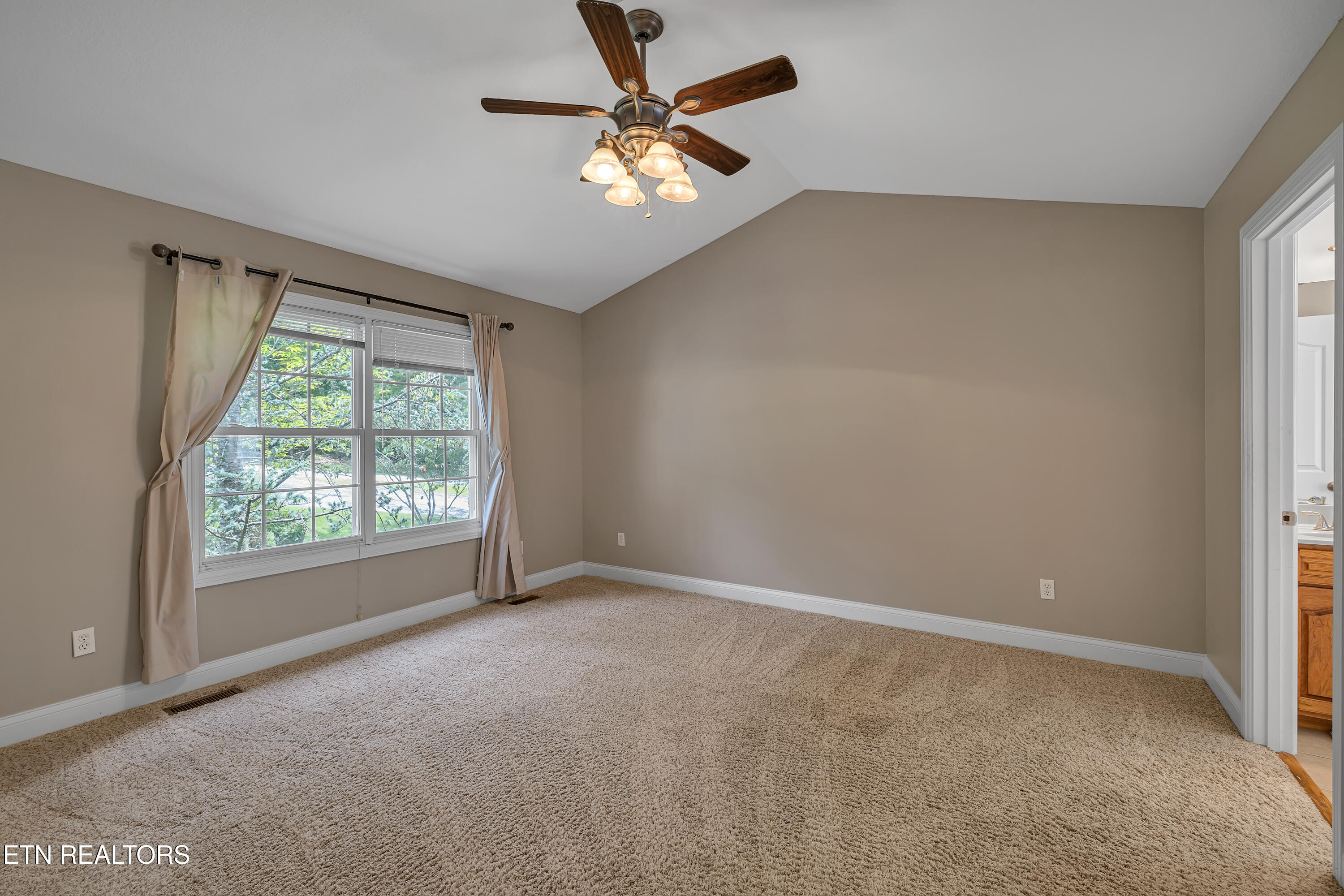 18 Bingham Way Crossville TN 38558