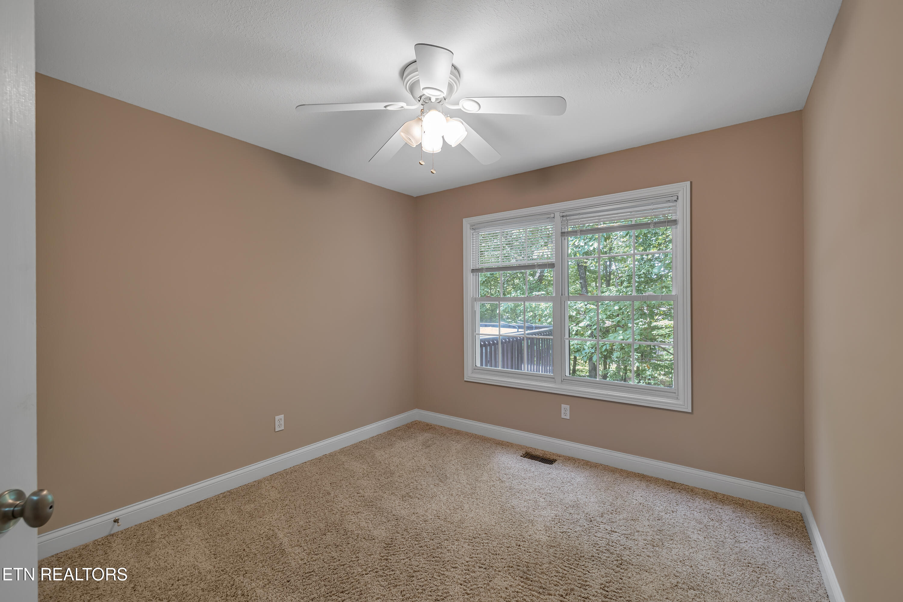 18 Bingham Way Crossville TN 38558