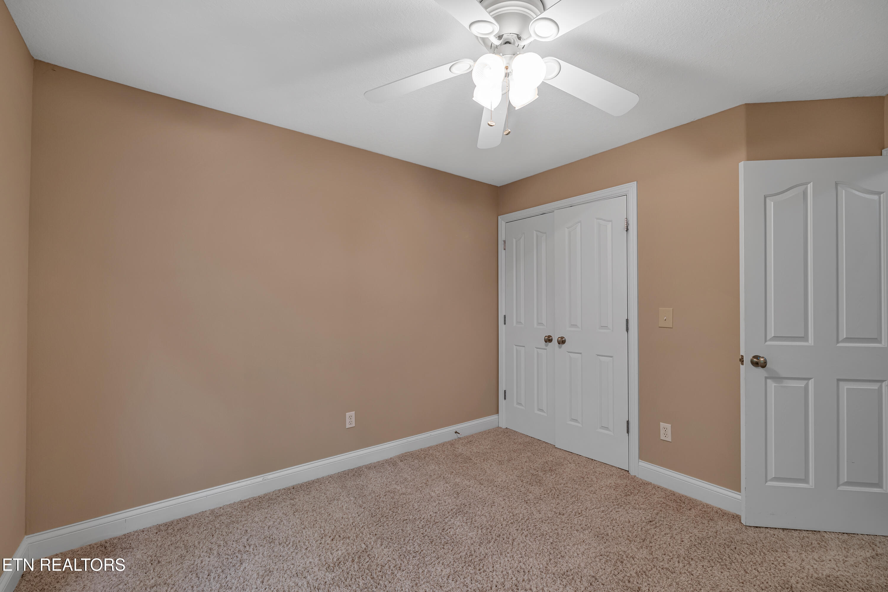 18 Bingham Way Crossville TN 38558