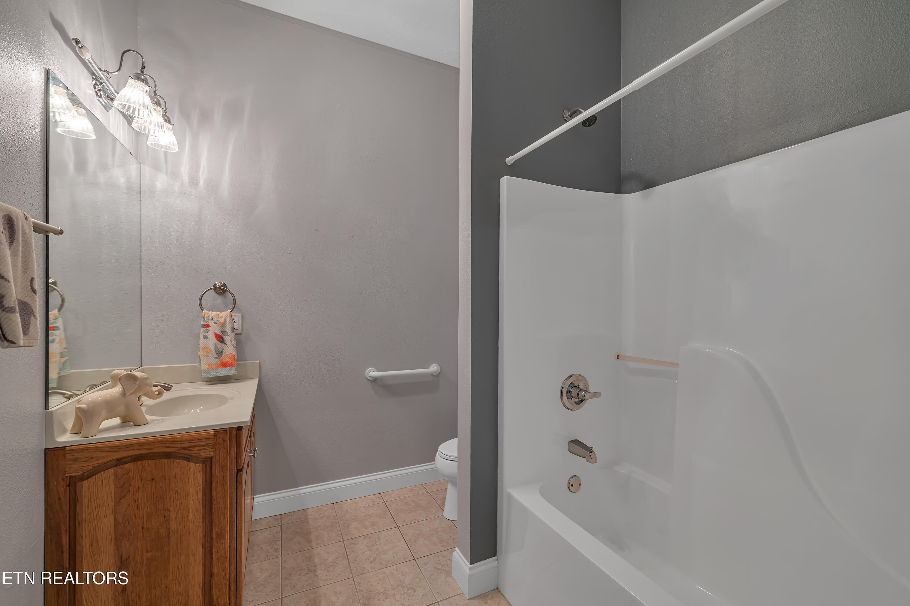 18 Bingham Way Crossville TN 38558