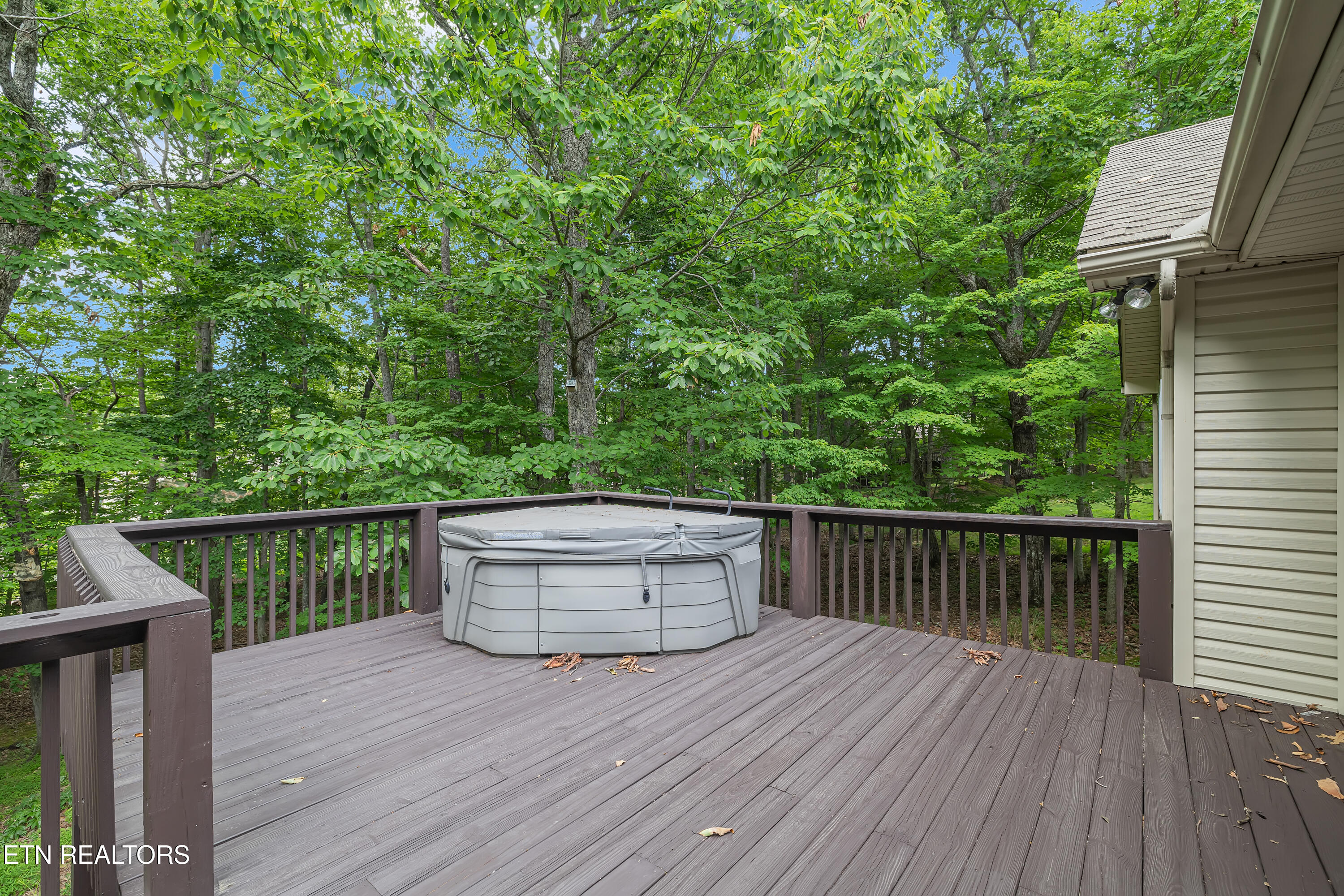 18 Bingham Way Crossville TN 38558