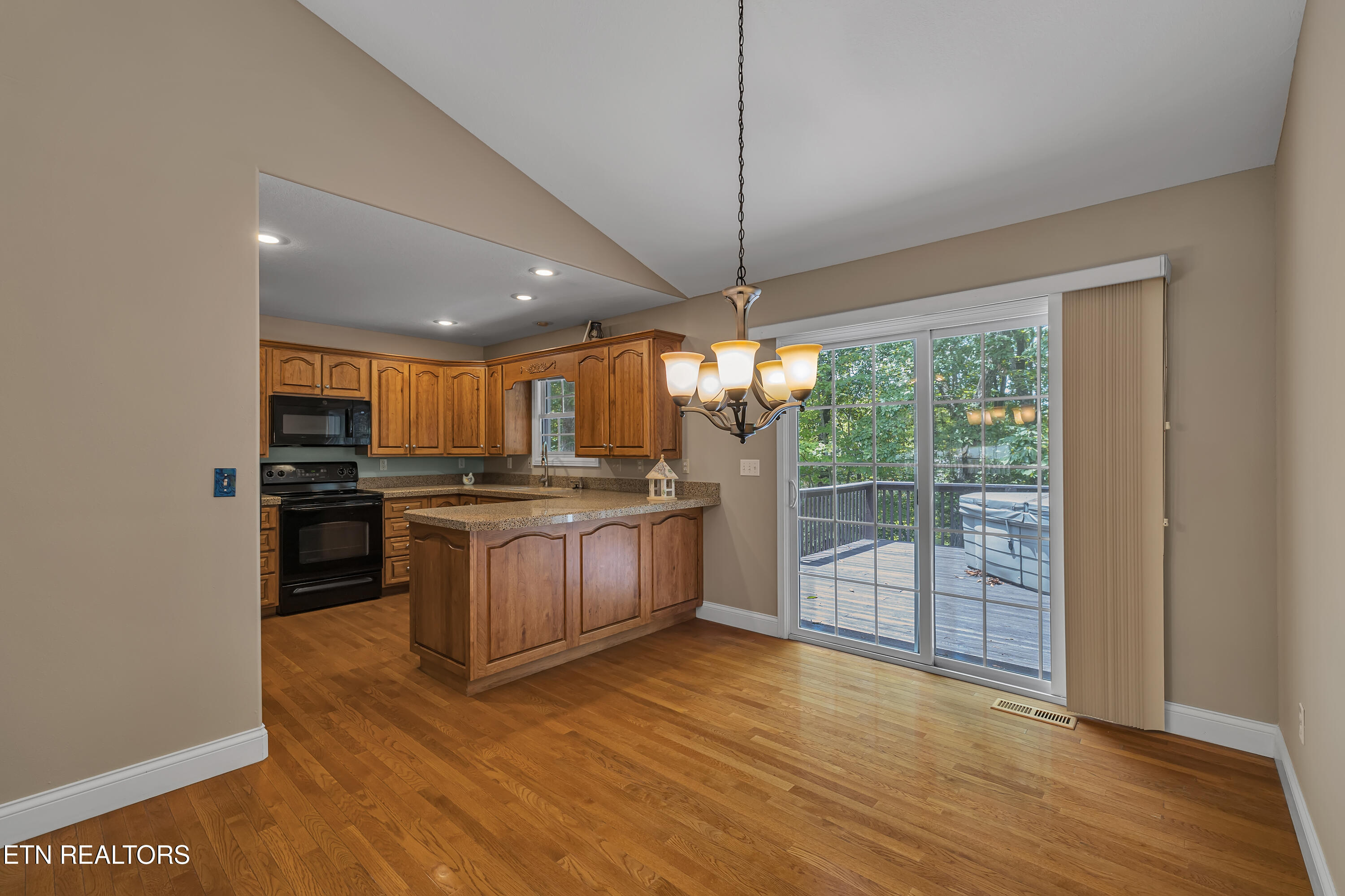 18 Bingham Way Crossville TN 38558