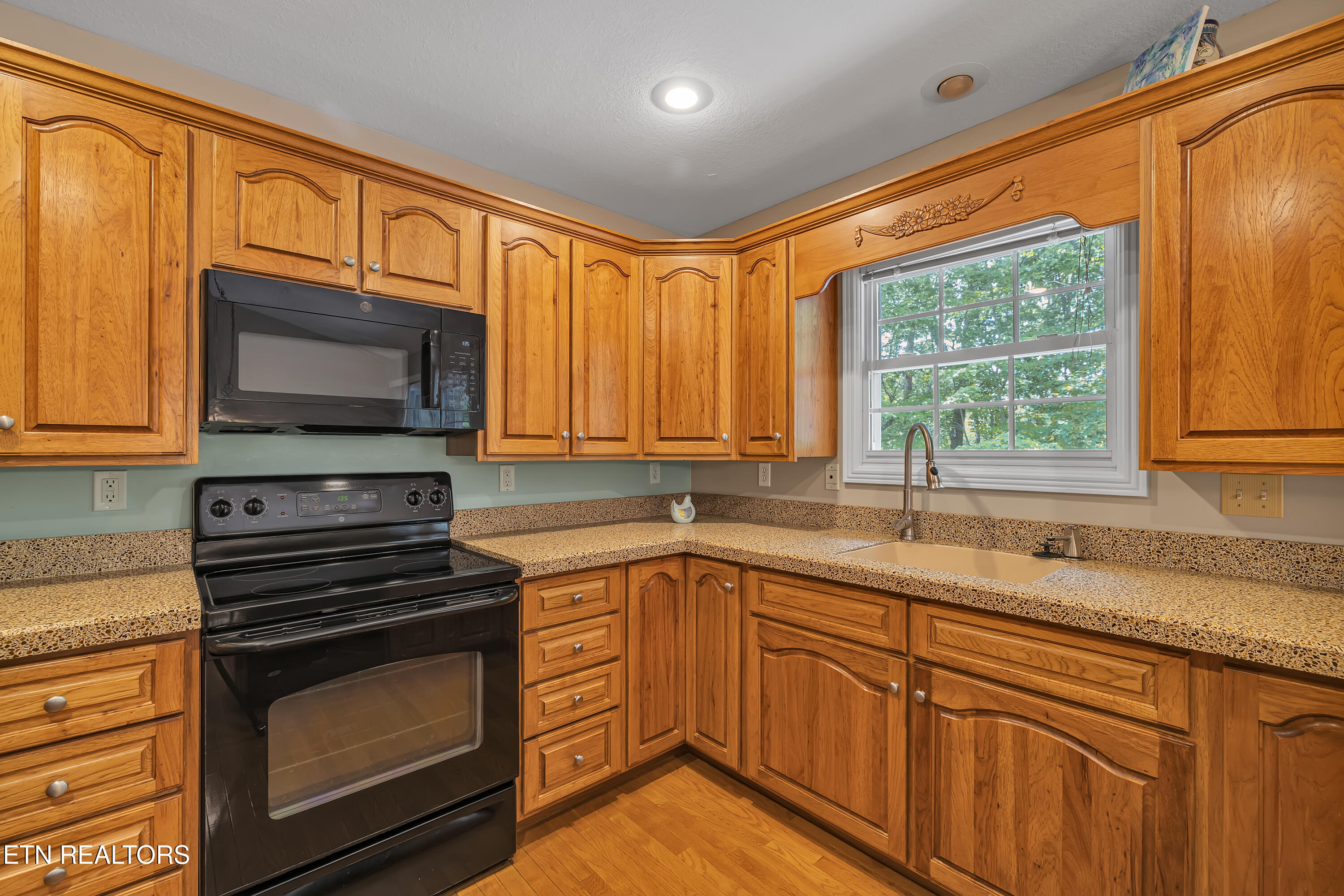 18 Bingham Way Crossville TN 38558