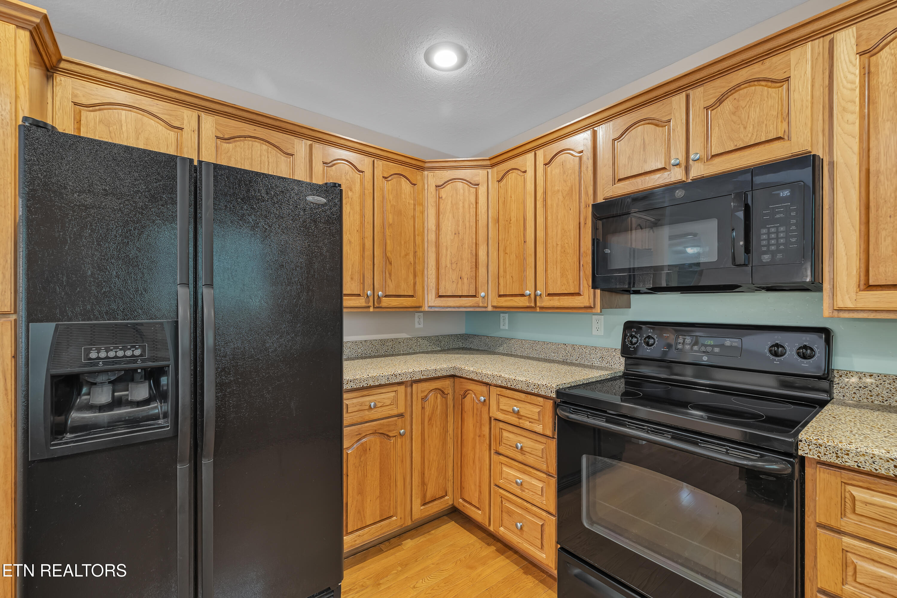 18 Bingham Way Crossville TN 38558