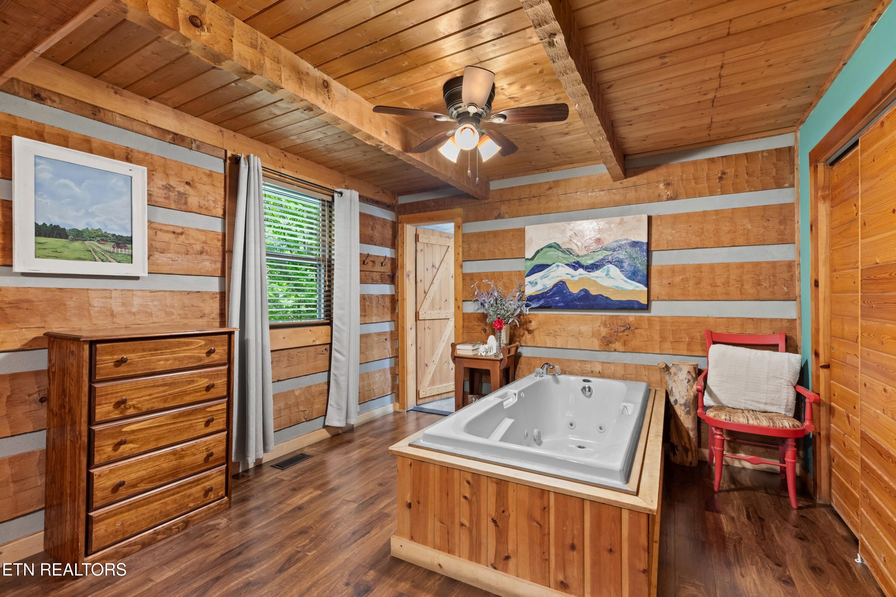 1737 Blue Ridge Road Sevierville TN 37876