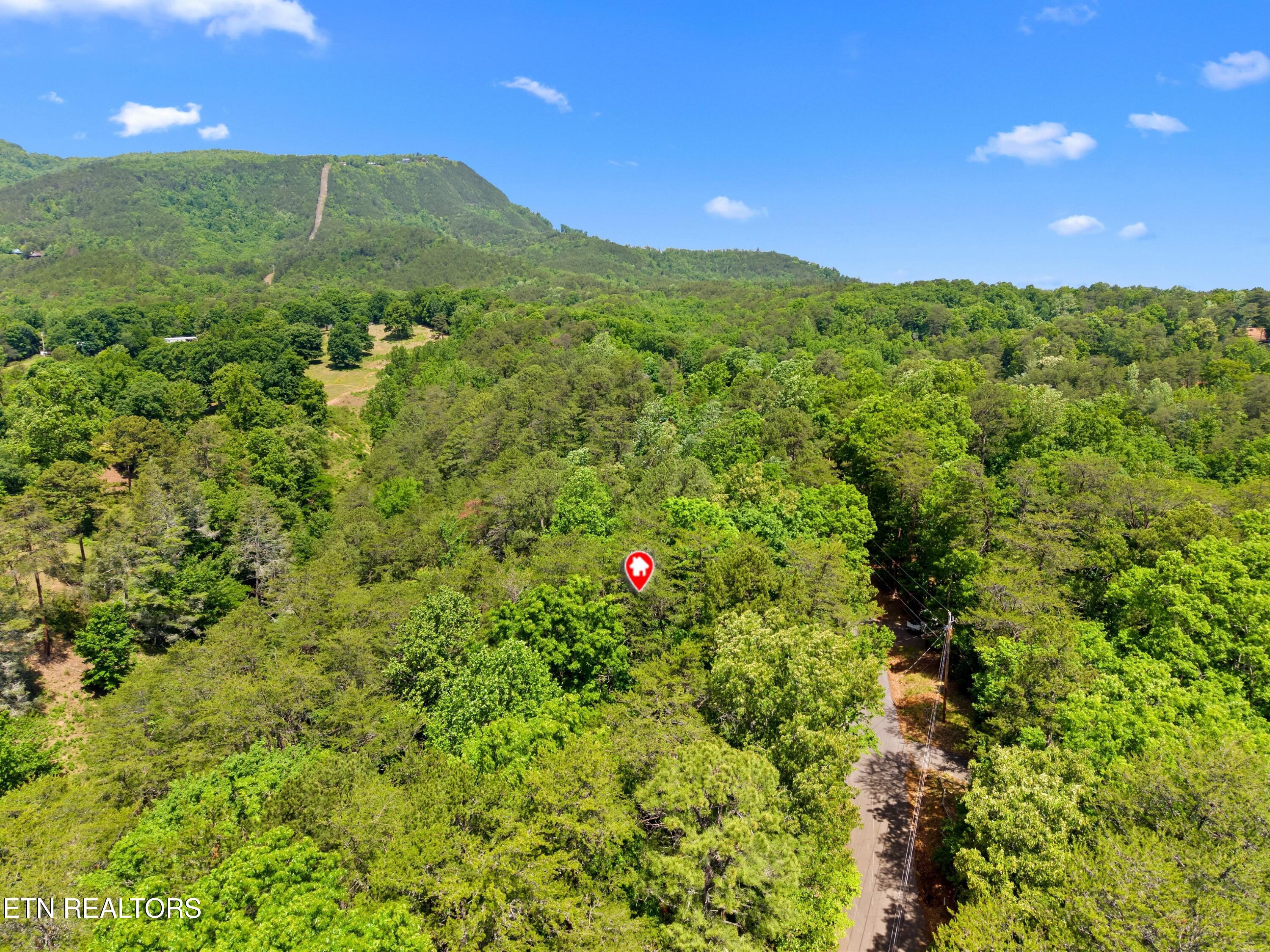 1737 Blue Ridge Road Sevierville TN 37876