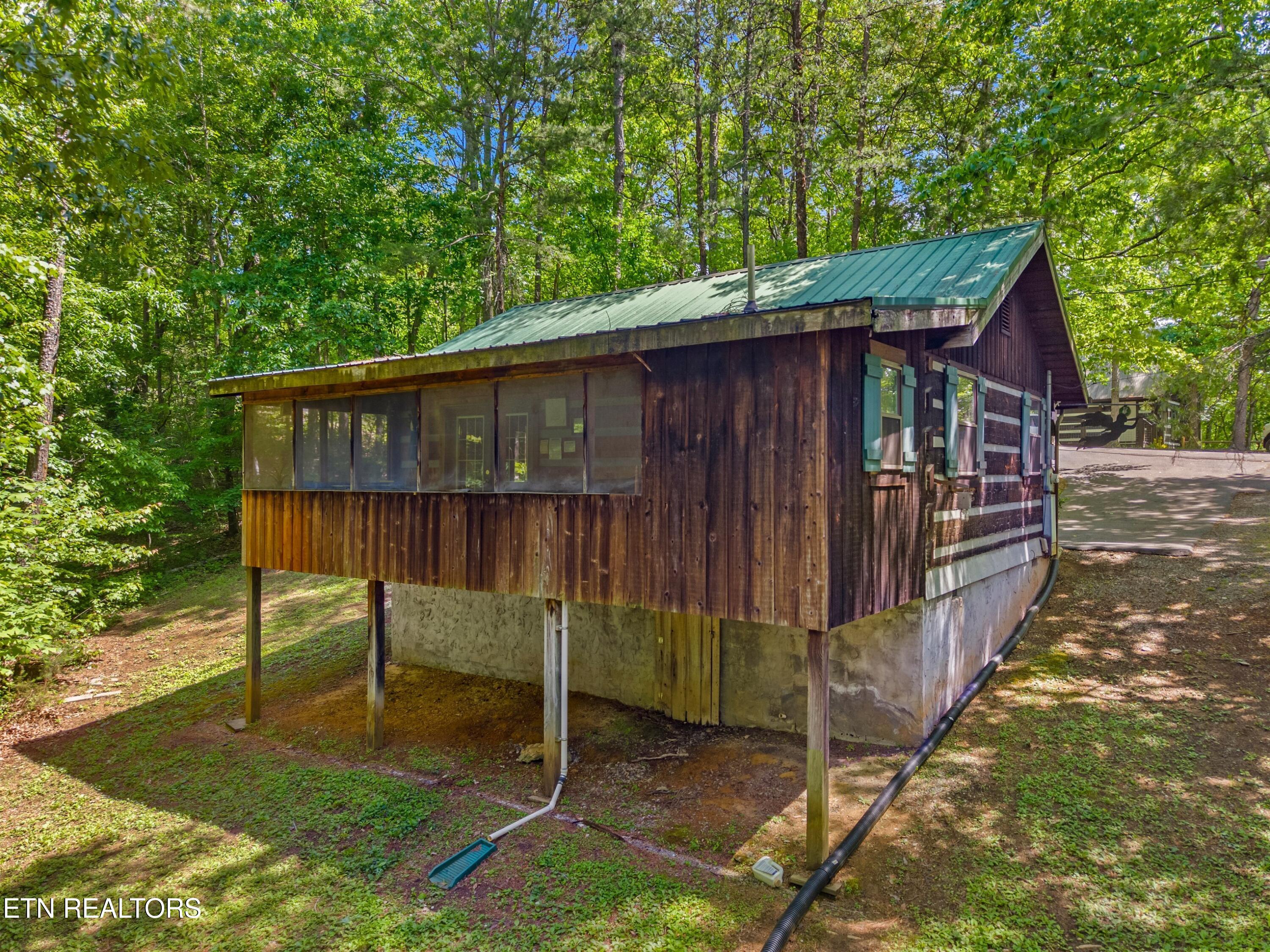 1737 Blue Ridge Road Sevierville TN 37876