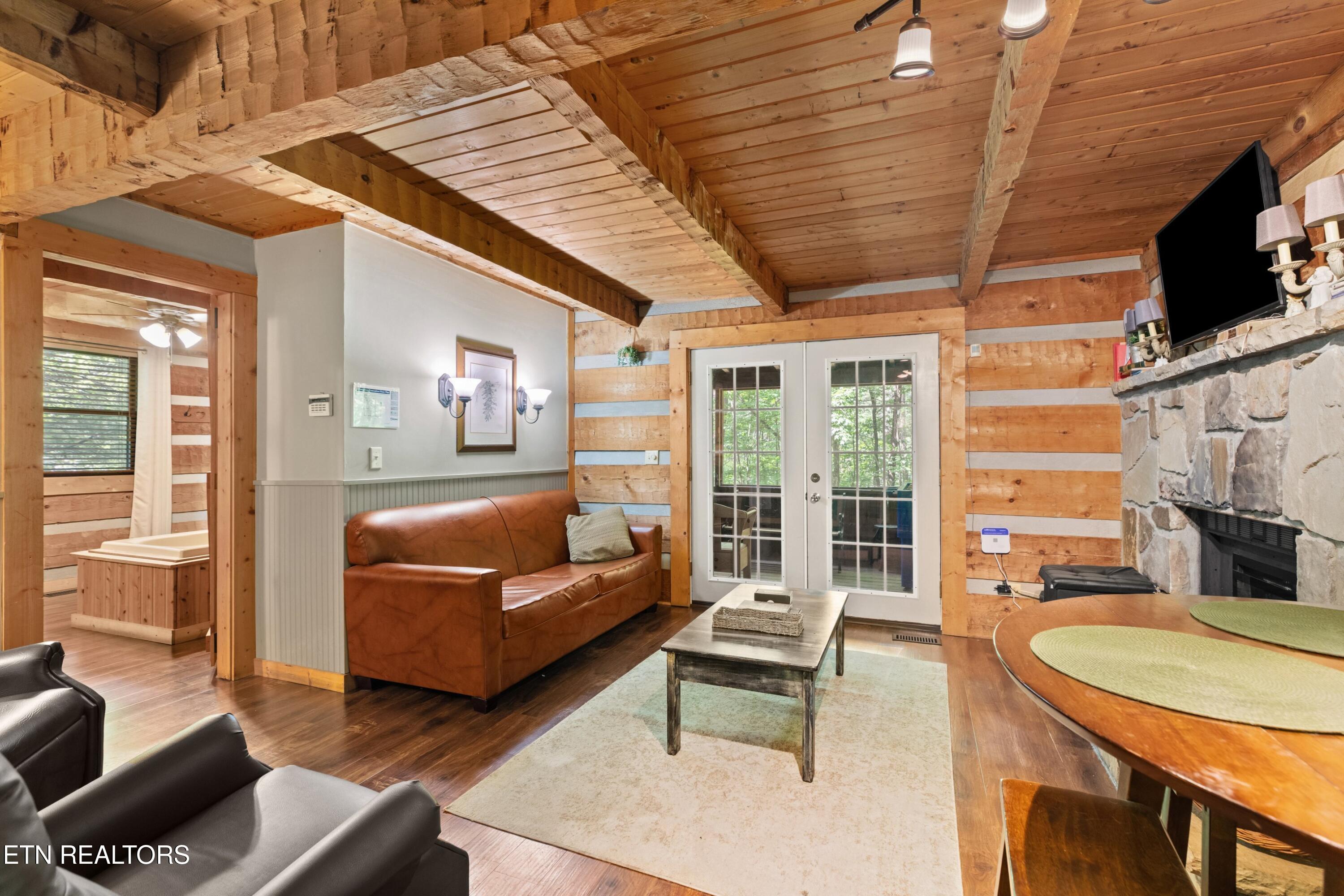 1737 Blue Ridge Road Sevierville TN 37876