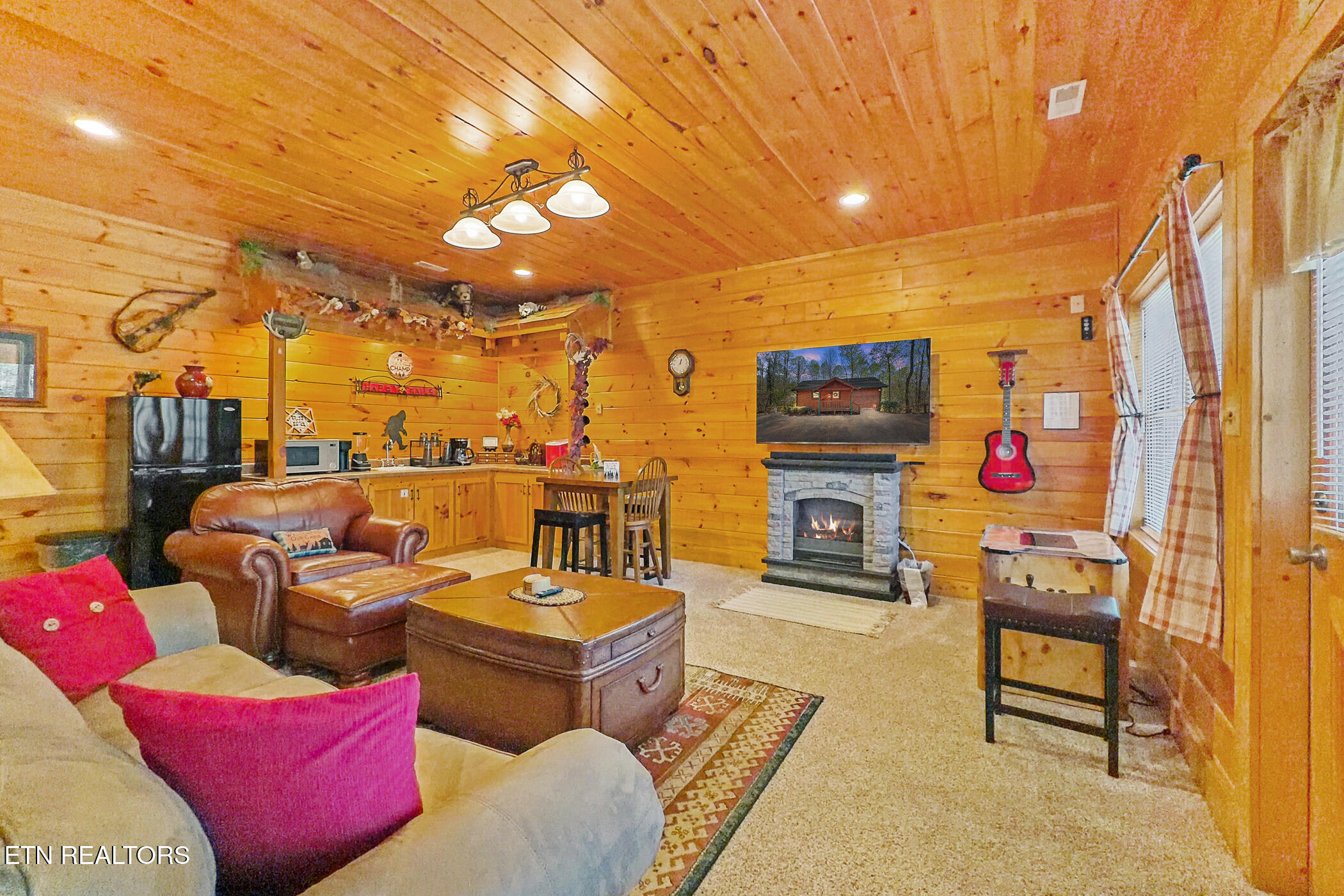 3123 Happy Hollow Road Sevierville TN 37862