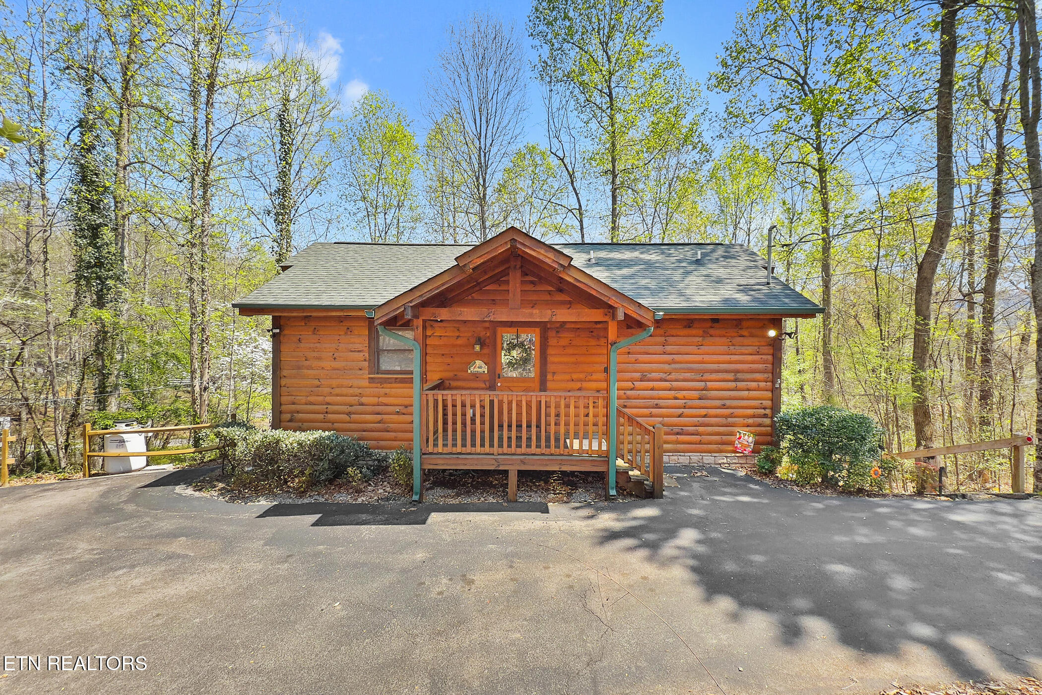 3123 Happy Hollow Road Sevierville TN 37862