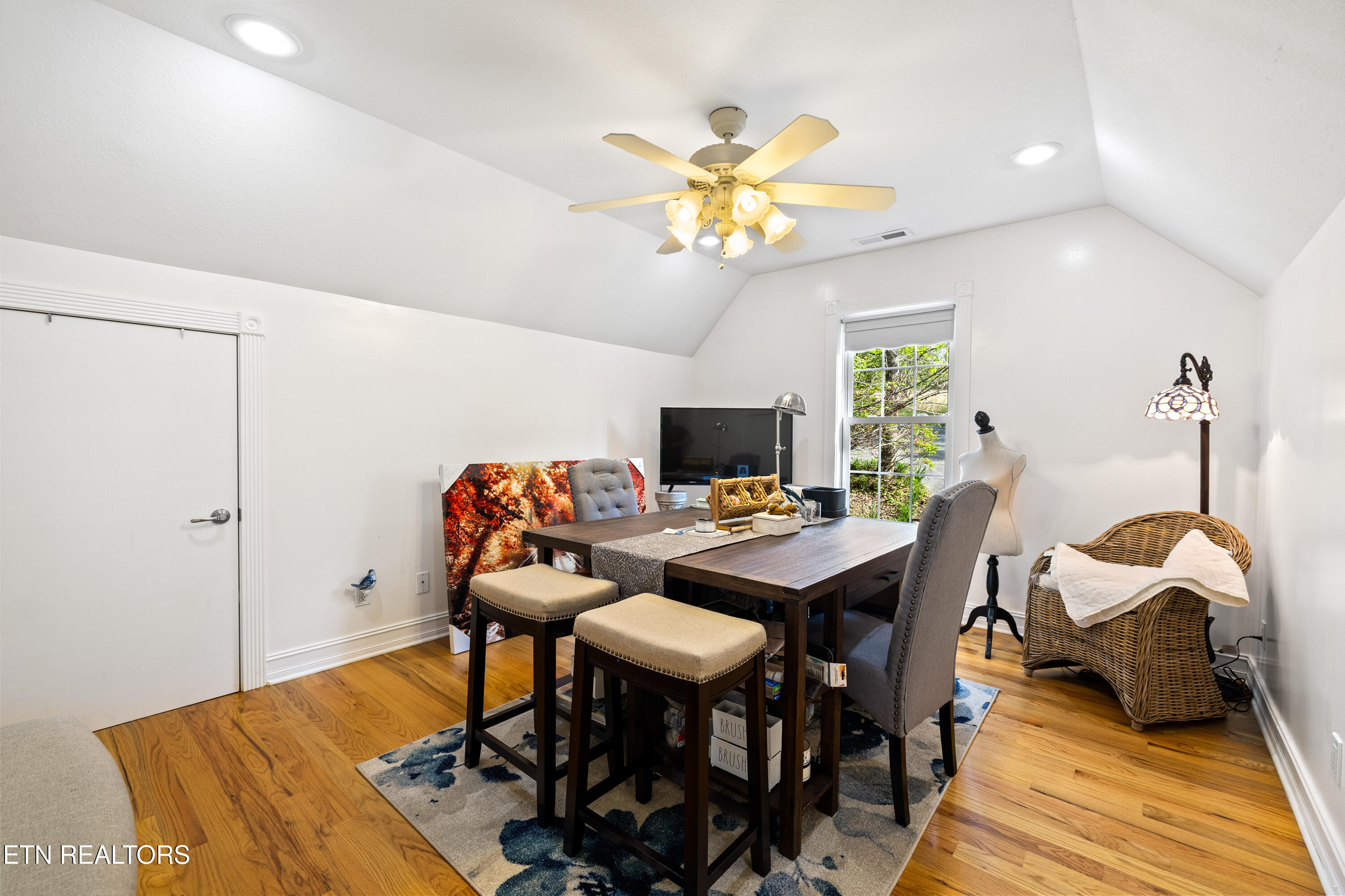 639 S Arch Rock Drive Sevierville TN 37876