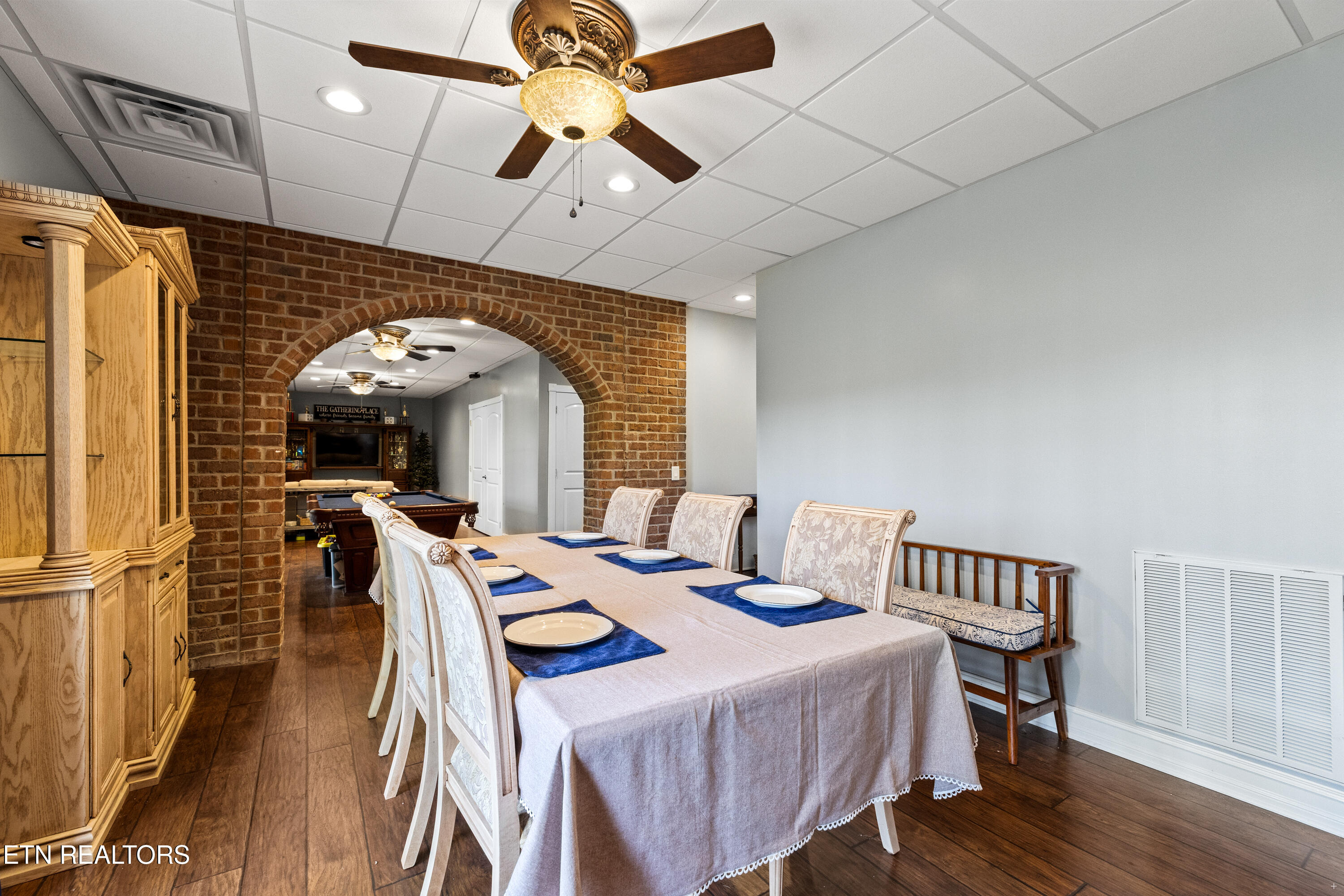 639 S Arch Rock Drive Sevierville TN 37876