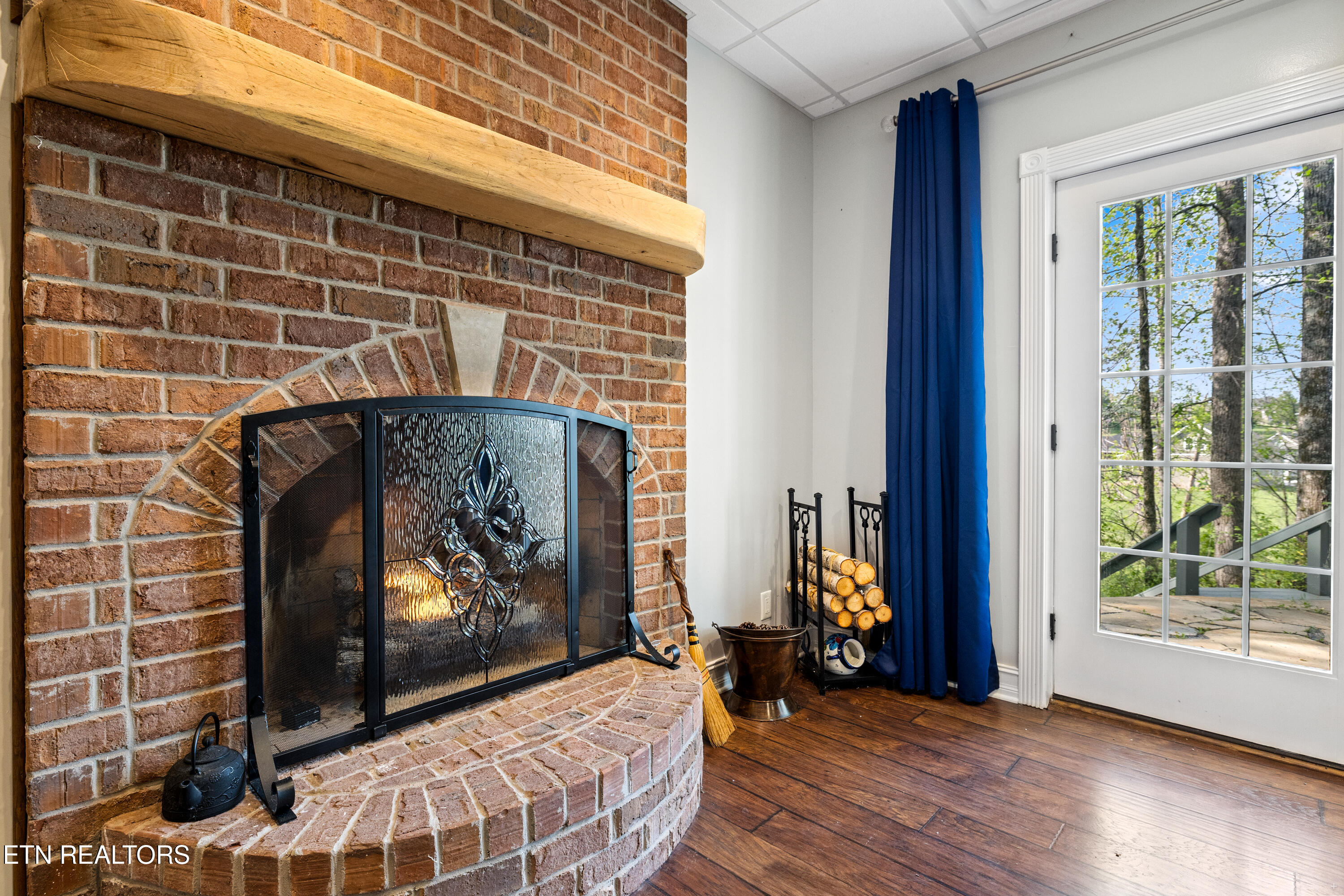 639 S Arch Rock Drive Sevierville TN 37876