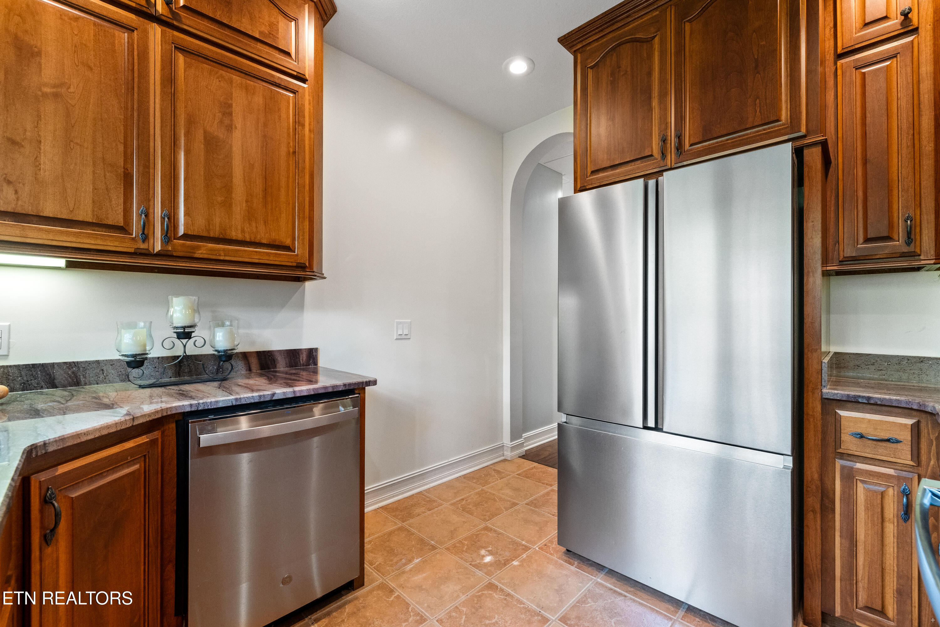 639 S Arch Rock Drive Sevierville TN 37876