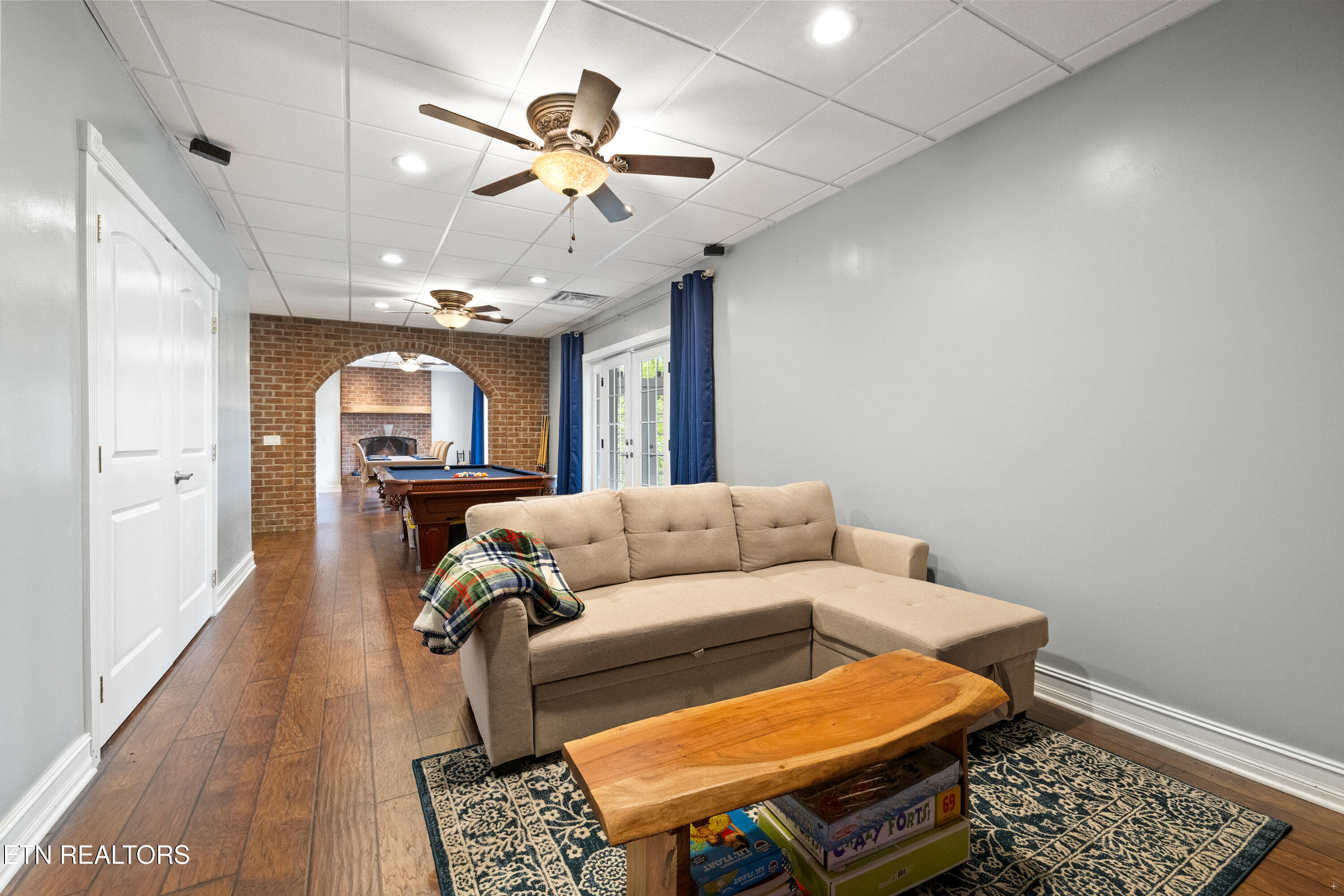 639 S Arch Rock Drive Sevierville TN 37876